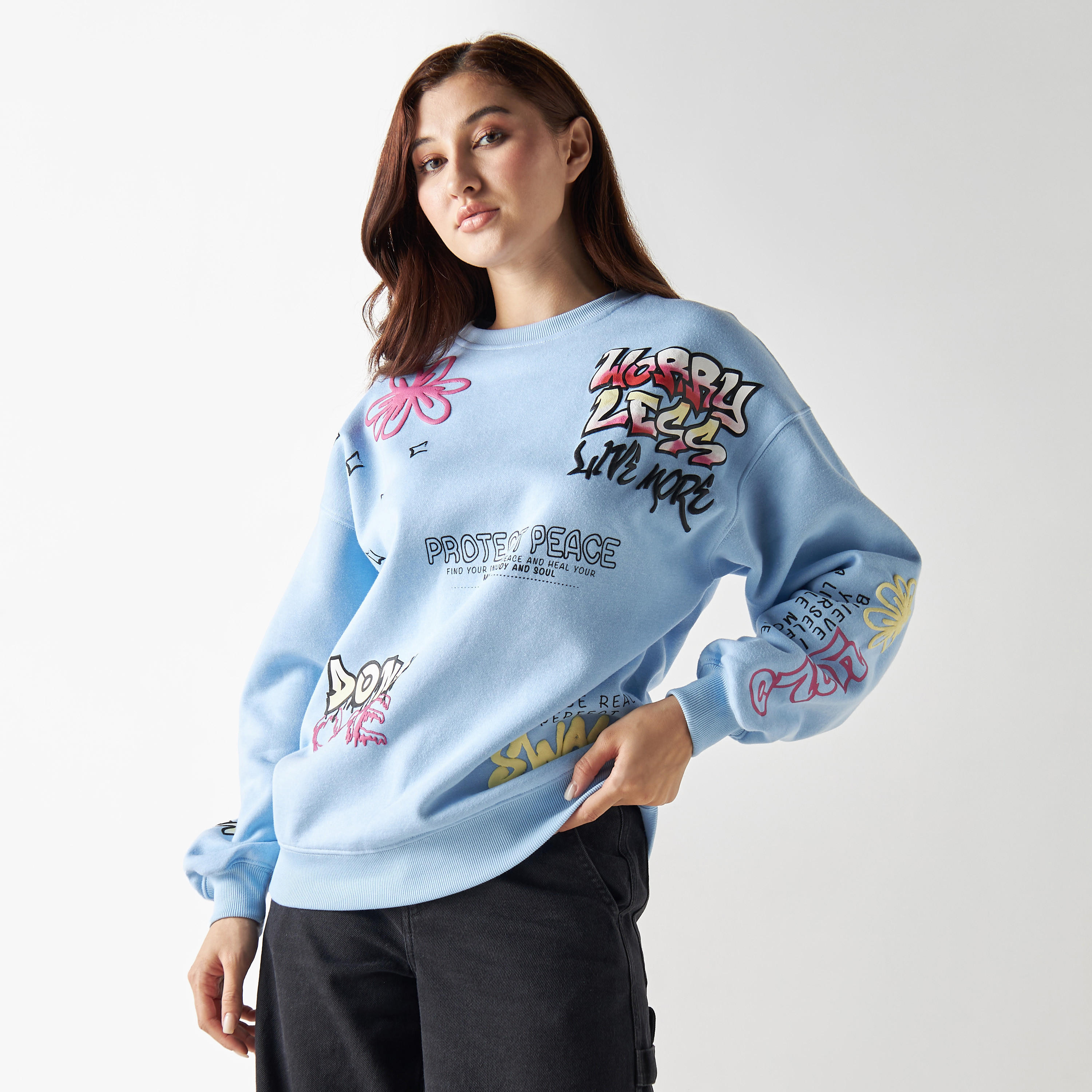 Graphic Print Sweatshirt with Long Sleeves-women-winterwear-hoodiesandsweatshirts-sweatshirts-image-1