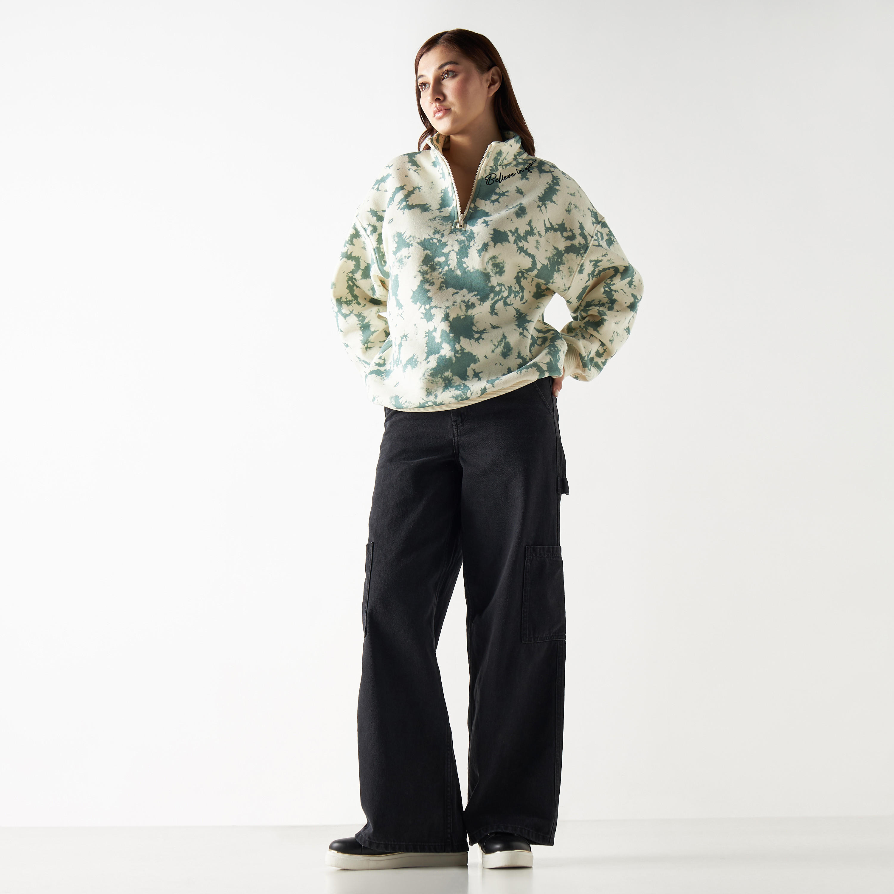 سويت شيرت بأكمام طويلة وطبعات-women-winterwear-hoodiesandsweatshirts-sweatshirts-image-3