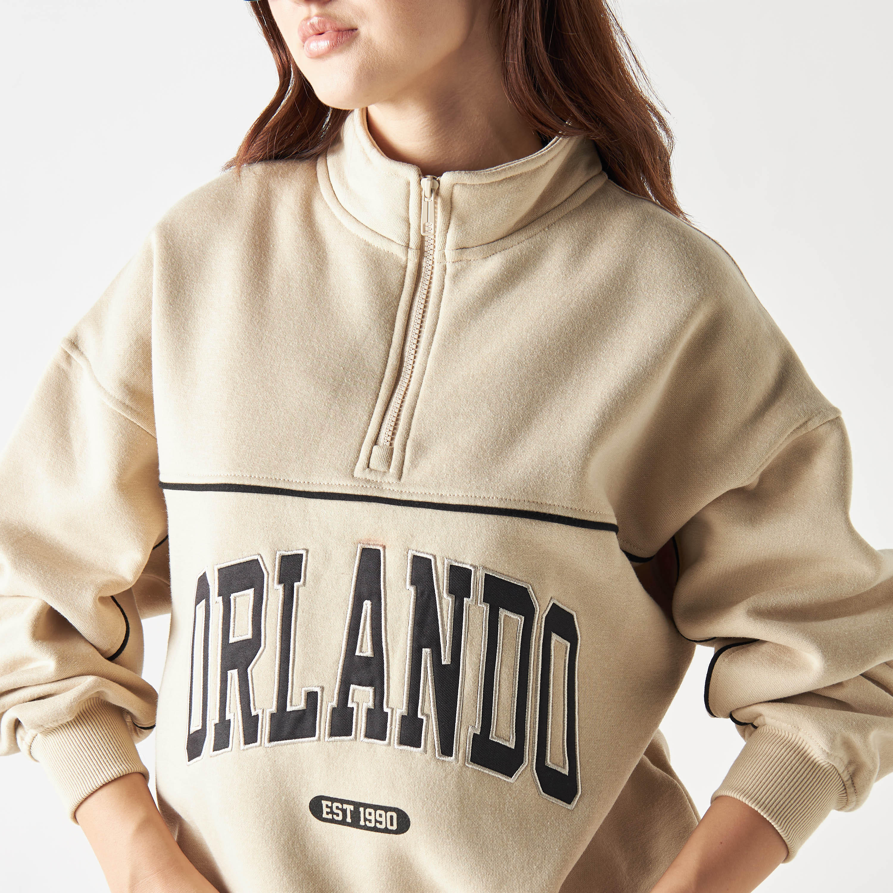 سويت شيرت بأكمام طويلة وطبعات-women-winterwear-hoodiesandsweatshirts-sweatshirts-image-1