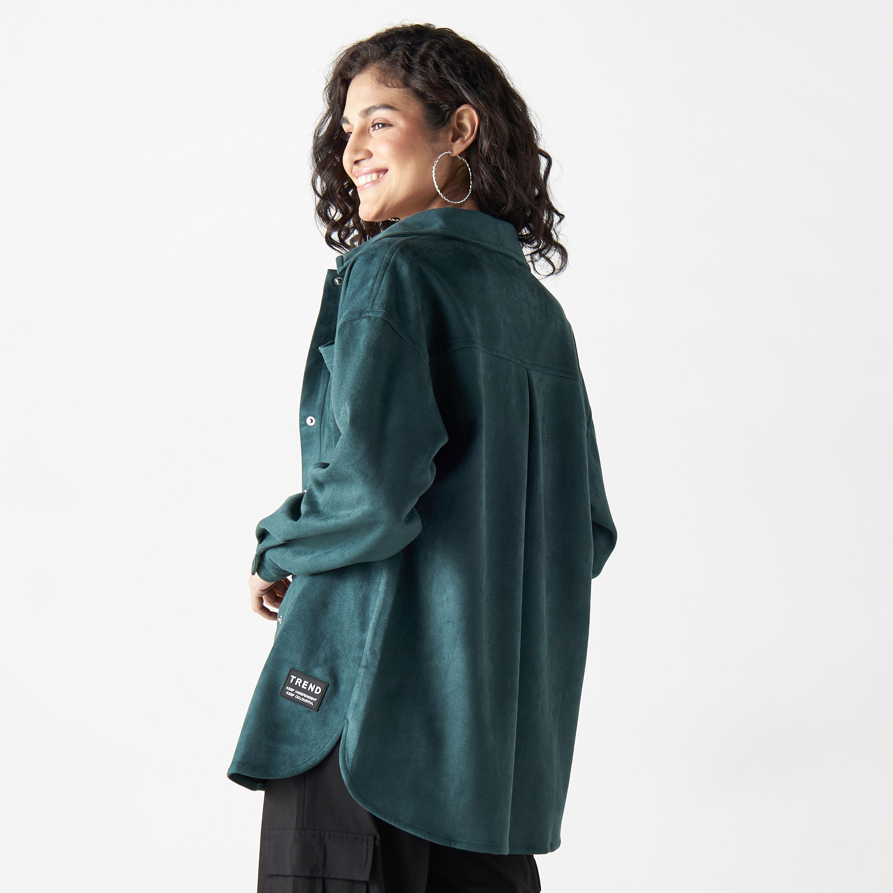 قميص بارز الملمس بأكمام طويلة وجيوب-women-clothing-shirtsandblouses-shirts-image-3