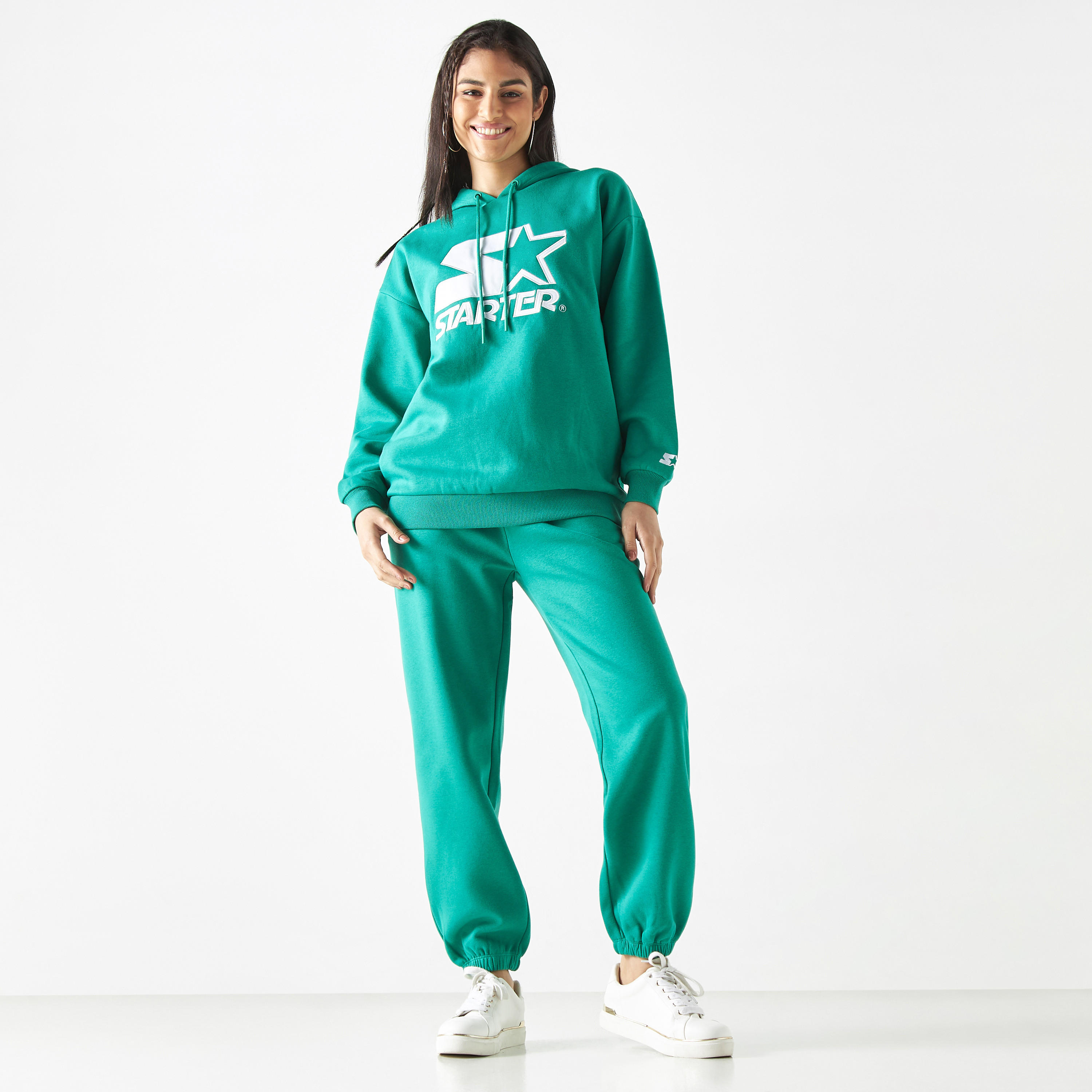 هودي نيوبرين مطرّز بأكمام بأكتاف منسدلة-women-winterwear-hoodiesandsweatshirts-hoodies-image-2