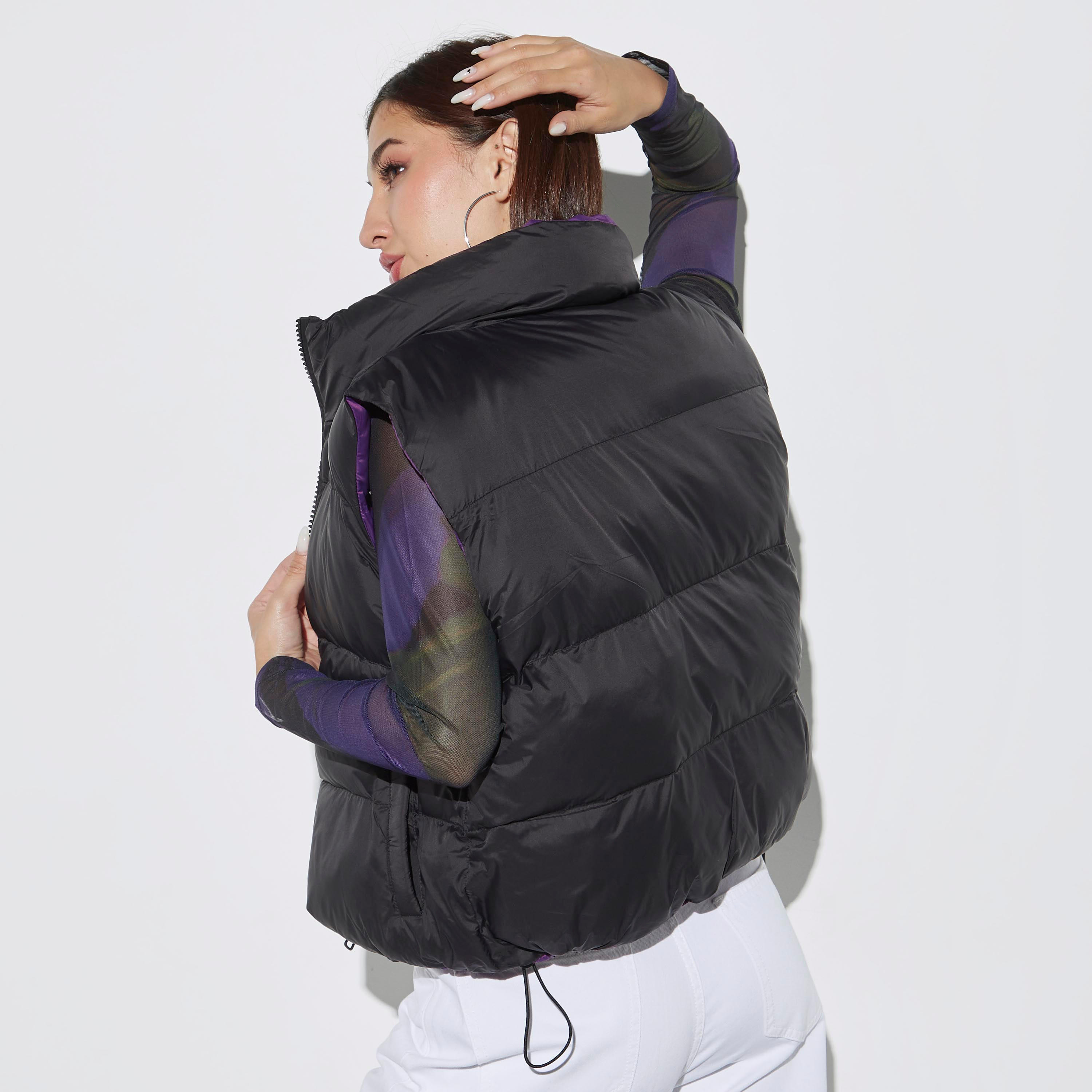 Quilted Sleeveless Jacket with Zip Closure and Pockets-women-winterwear-coatsandjackets-jackets-image-3
