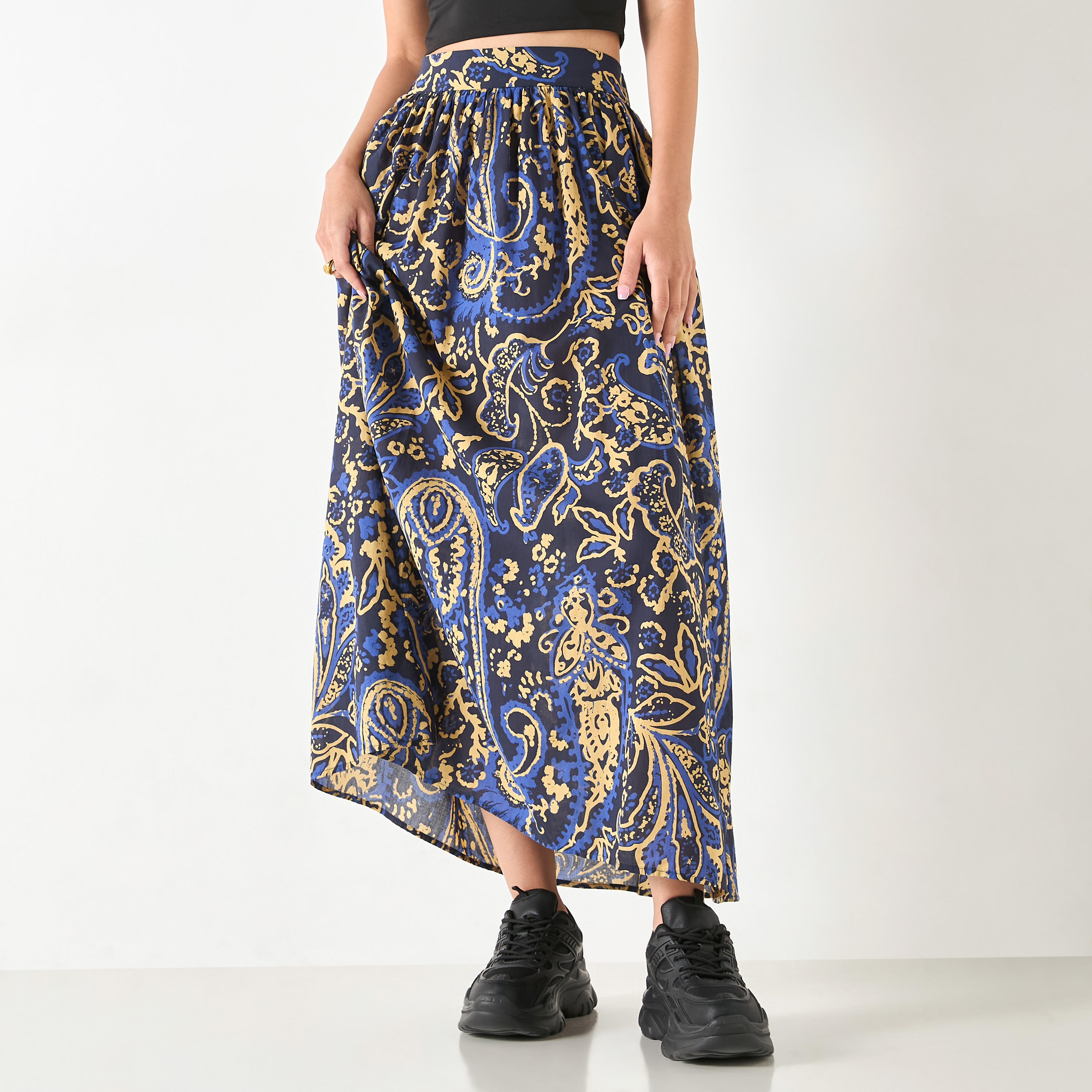 تنورة بكسرات بطبعات مع جيوب وخصر شبه مطاطي-women-clothing-bottoms-skirts-image-1