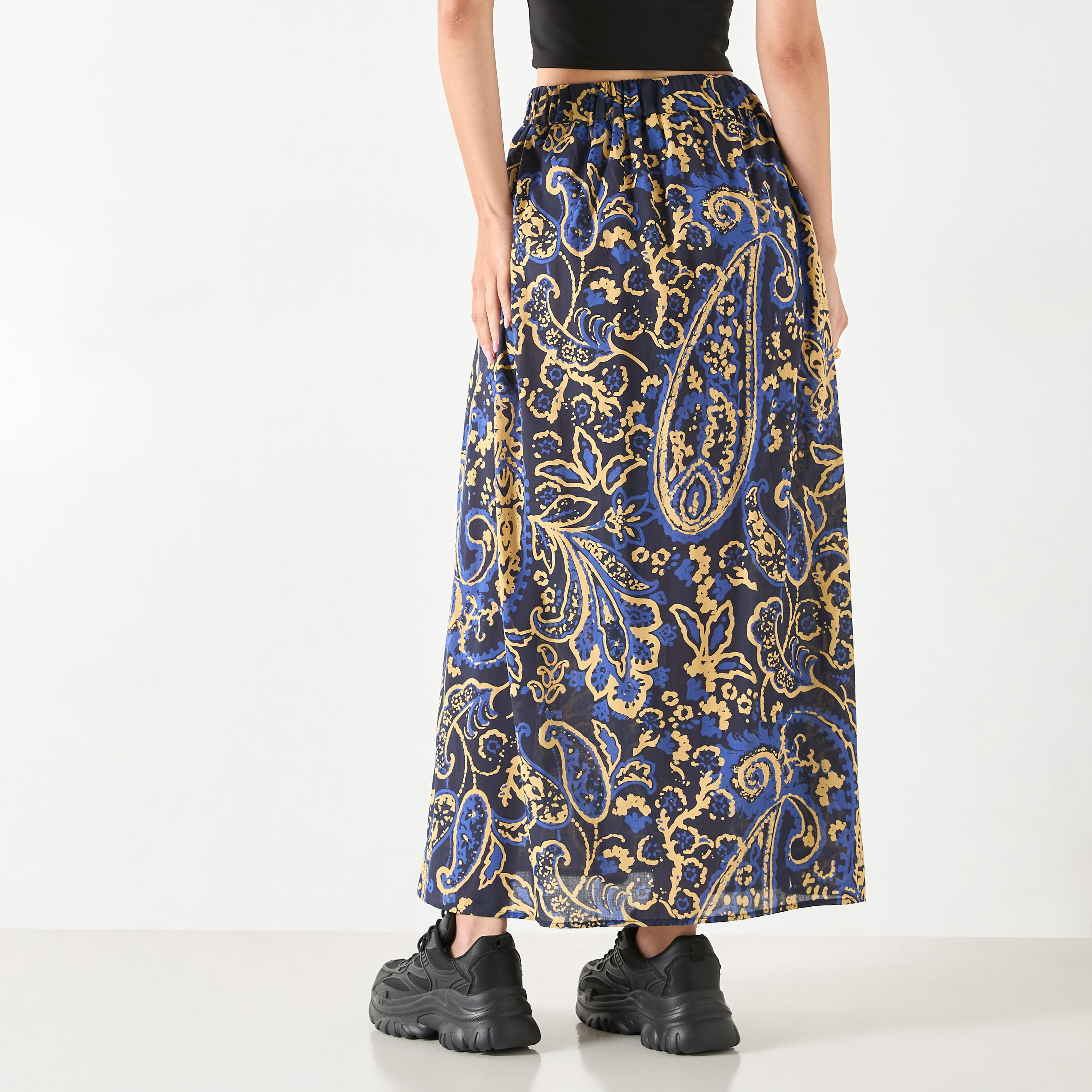 تنورة بكسرات بطبعات مع جيوب وخصر شبه مطاطي-women-clothing-bottoms-skirts-image-3