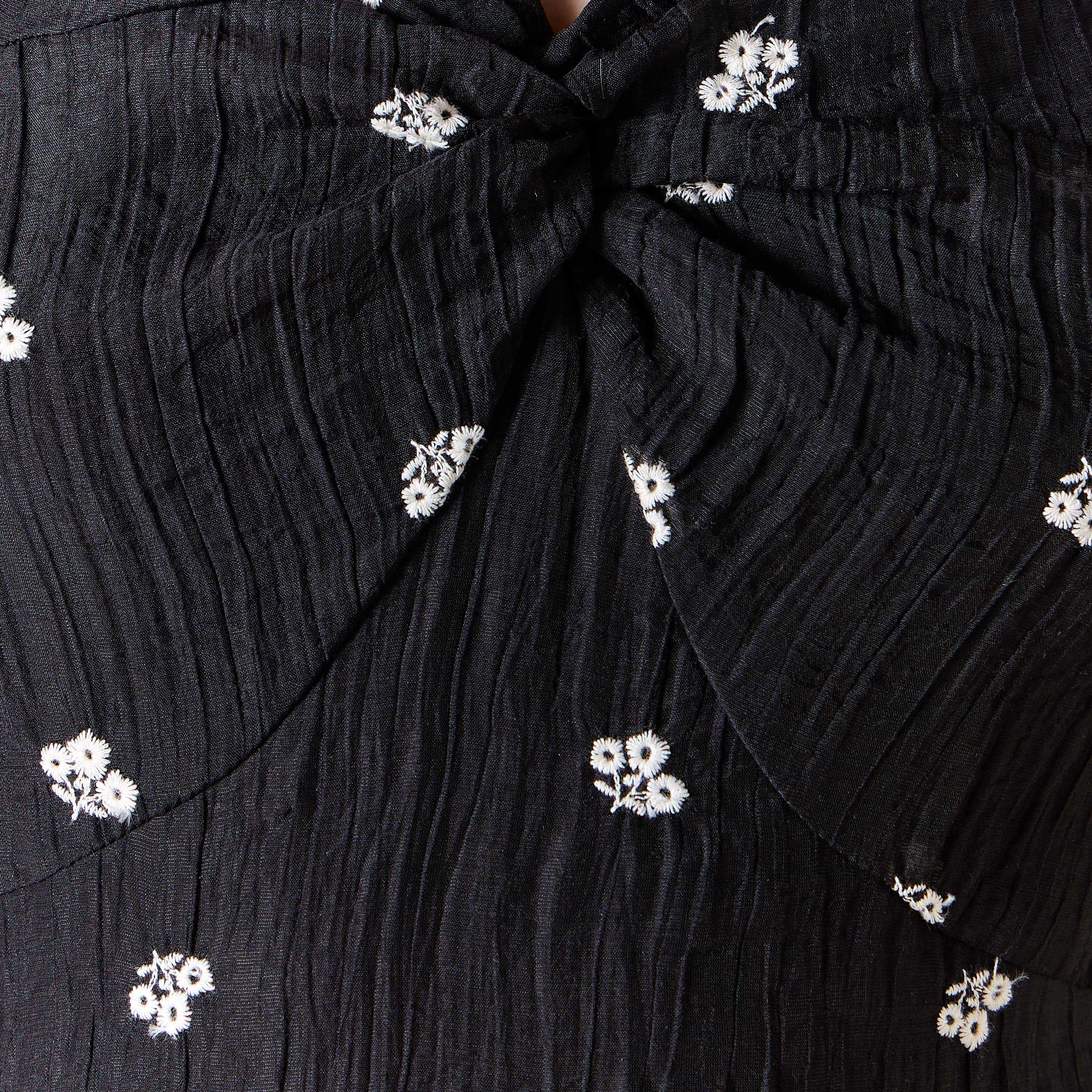 Floral Embroidered Midi Dress with Sweetheart Neck and Short Sleeves-women-clothing-dresses-image-15