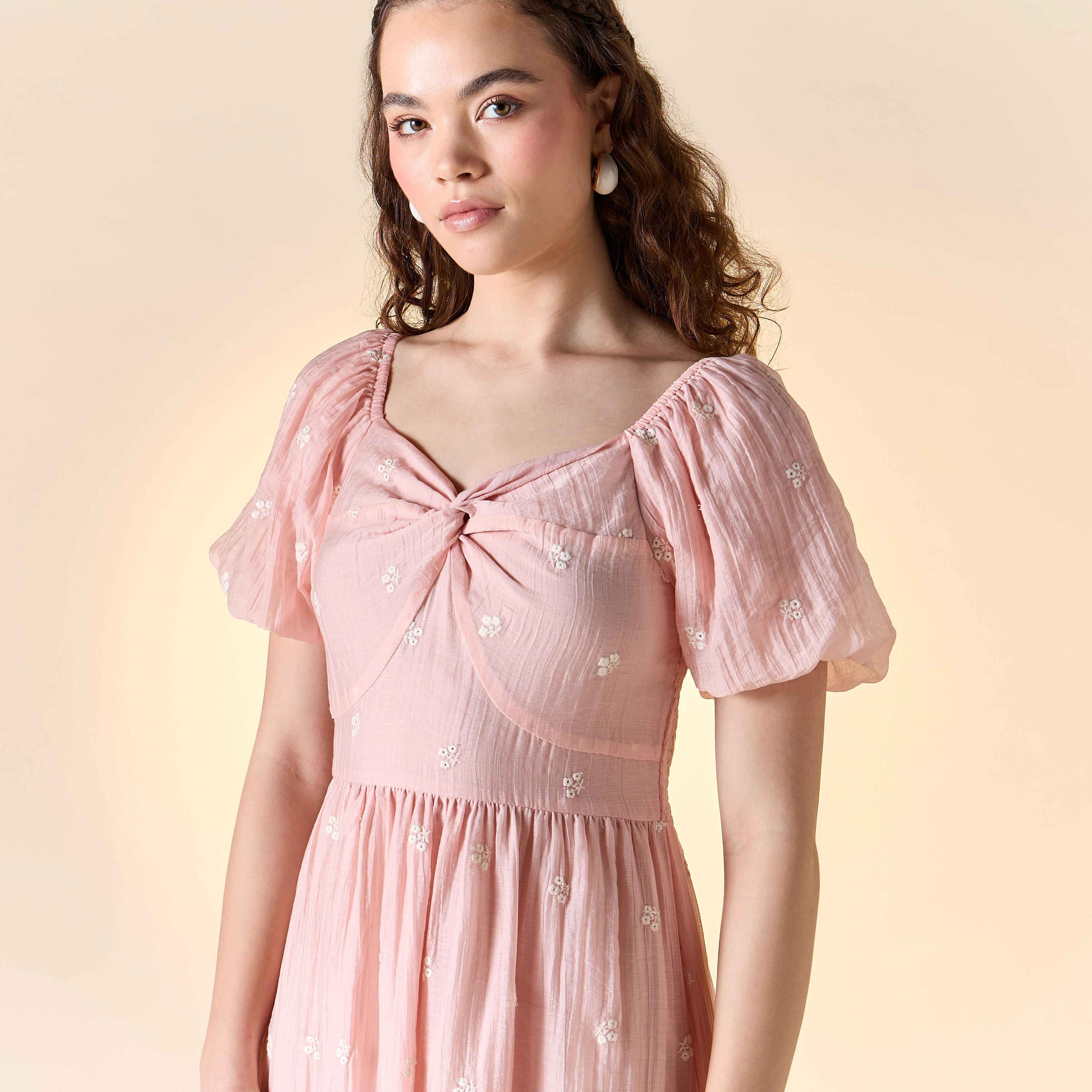 Floral Embroidered Midi Dress with Sweetheart Neck and Short Sleeves-women-clothing-dresses-image-4