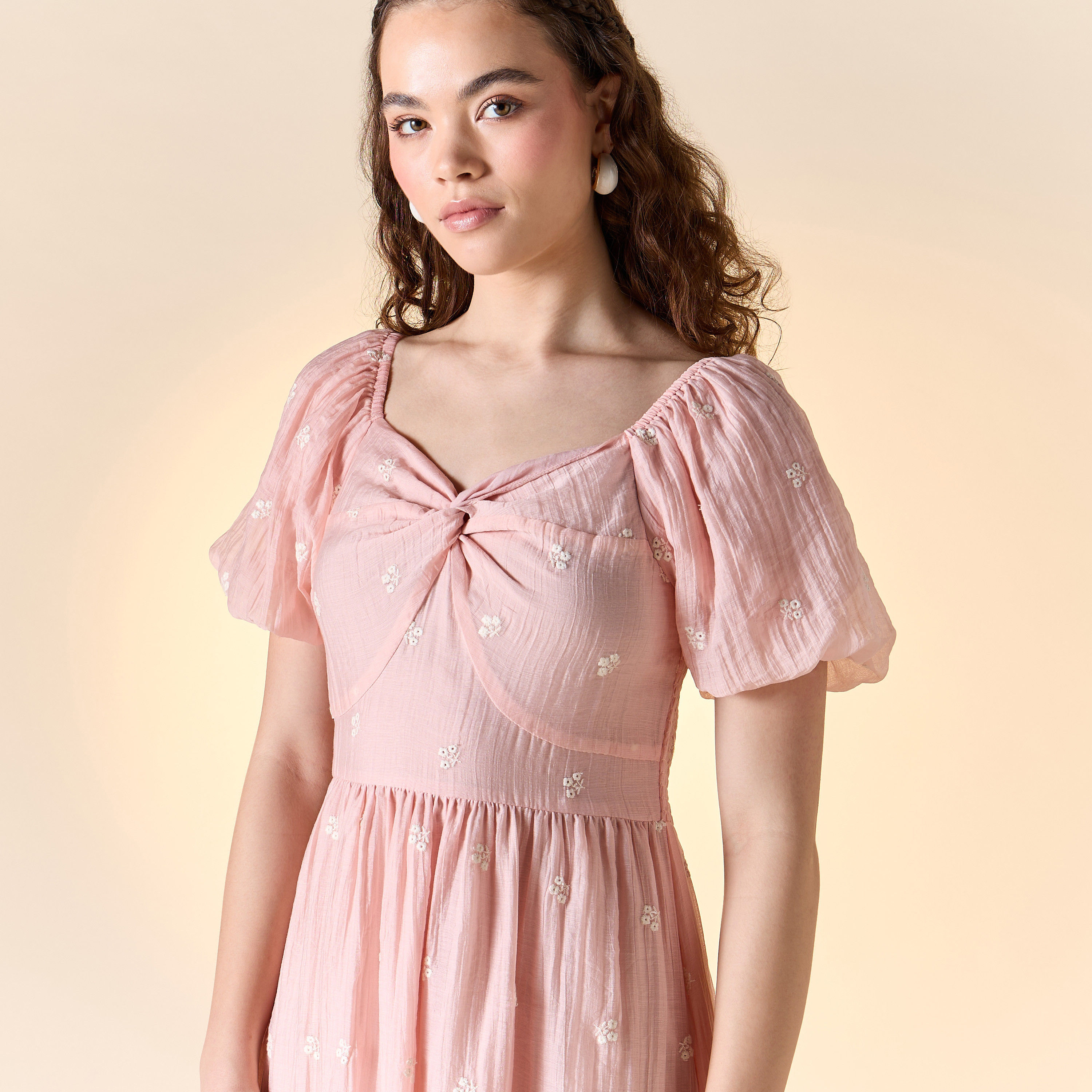 Floral Embroidered Midi Dress with Sweetheart Neck and Short Sleeves-women-clothing-dresses-image-4
