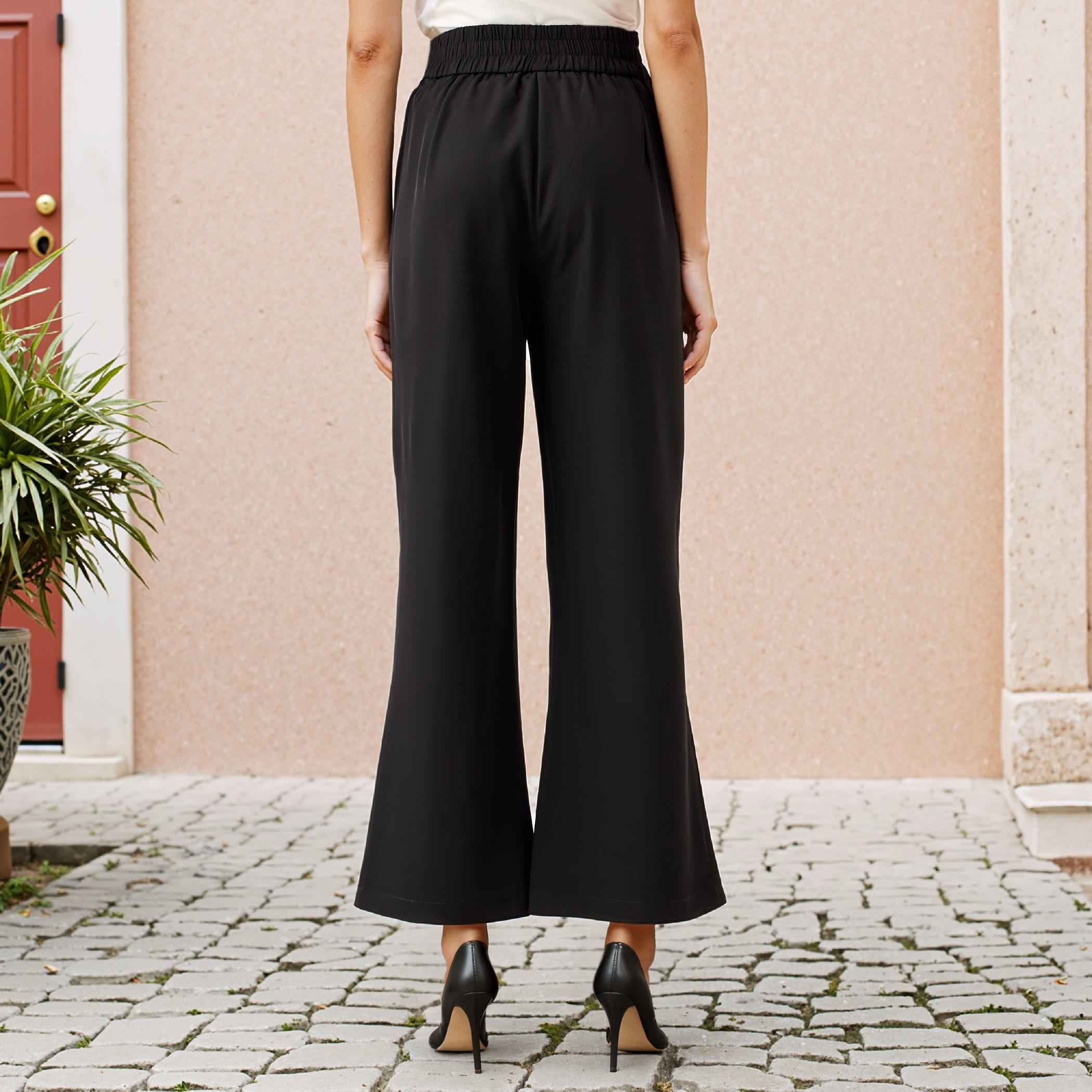 بنطلون بارز الملمس بخصر مرتفع وتفاصيل معدنية-women-clothing-bottoms-trousers-image-4
