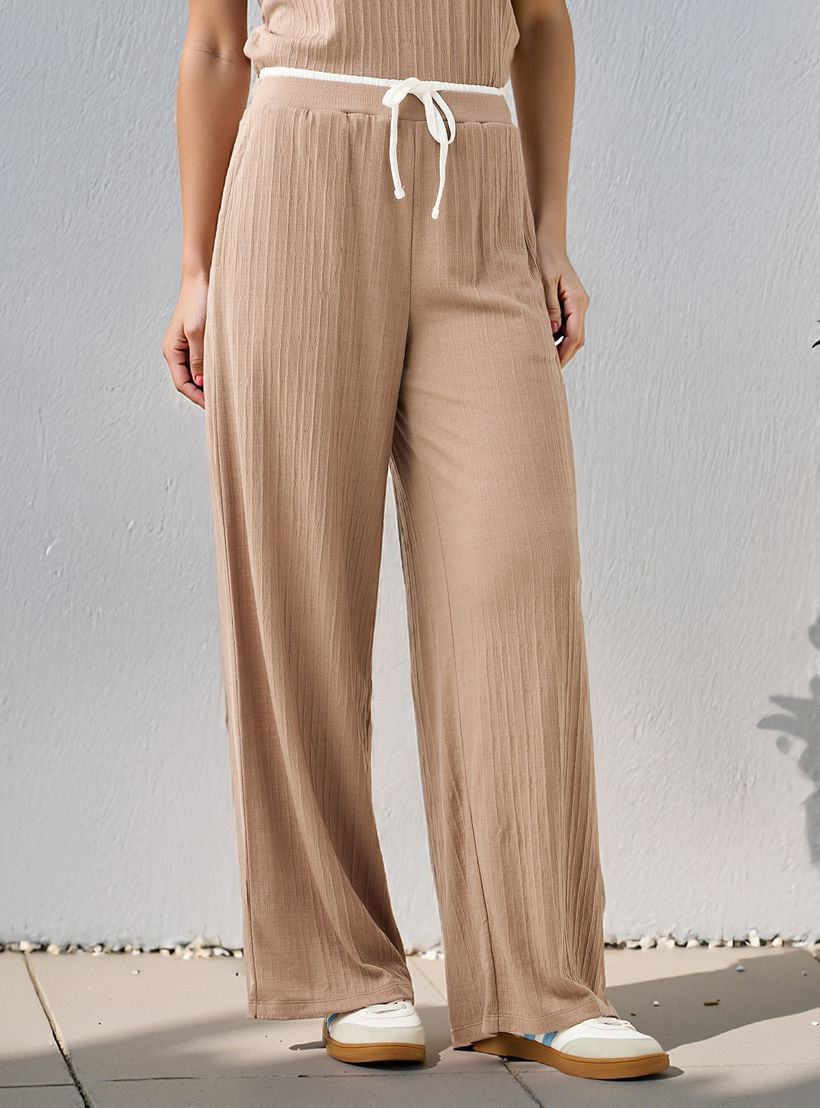 بنطلون رياضي واسع بارز الملمس بخصر متباين-women-clothing-bottoms-joggers-image-1