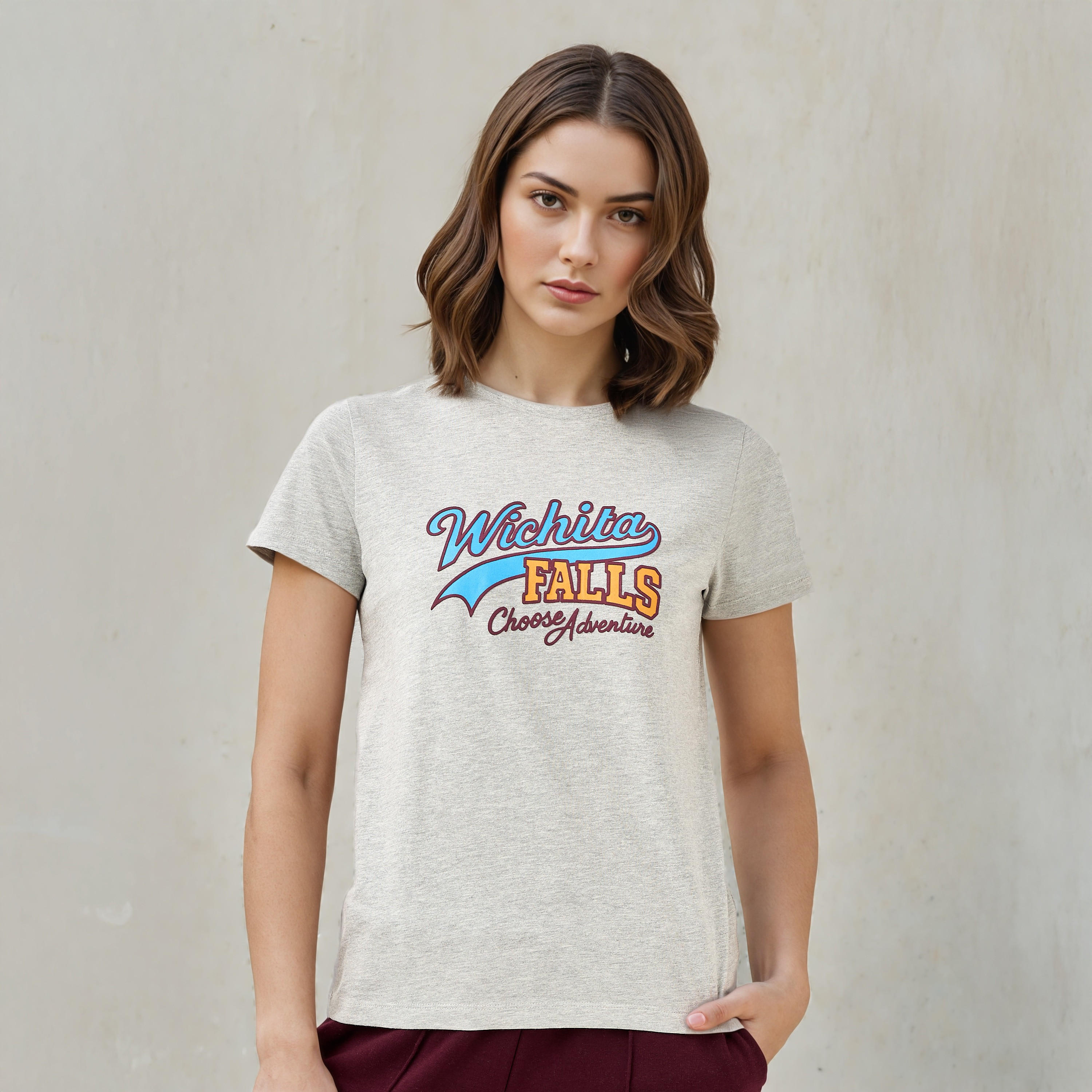 تيشيرت بياقة ضيقة وطبعات-women-clothing-tshirts-image-5