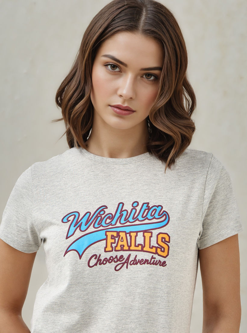 تيشيرت بياقة ضيقة وطبعات-women-clothing-tshirts-image-2