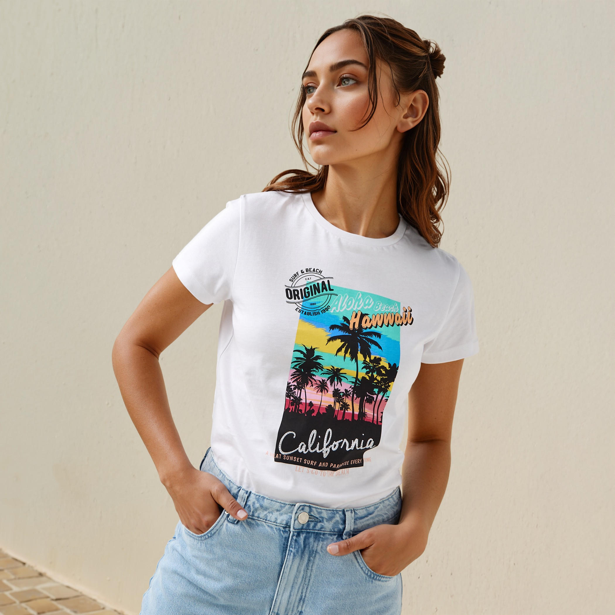 Graphic Print T-shirt-women-clothing-tshirts-image-1