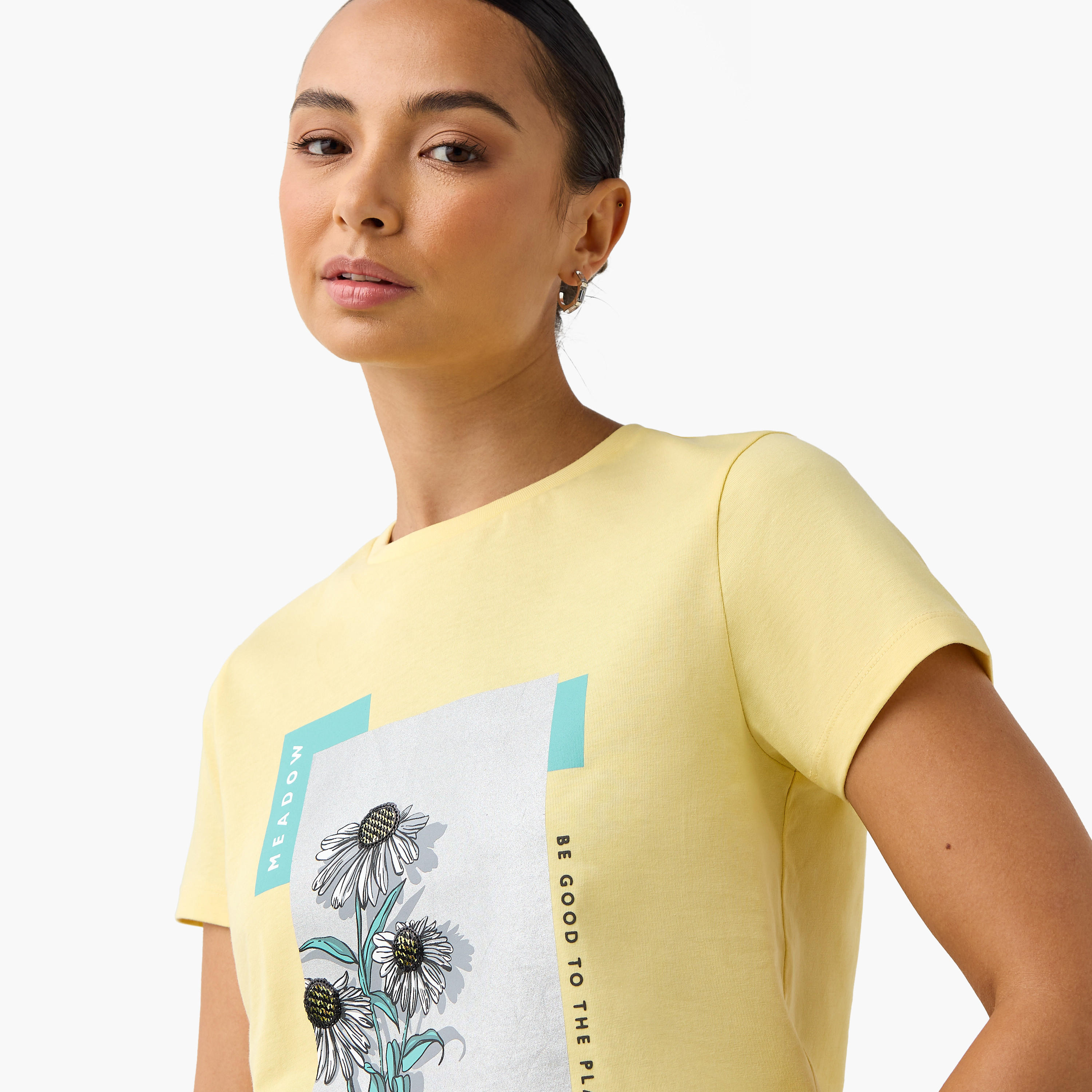 Graphic Print T-shirt-women-clothing-tshirts-image-4