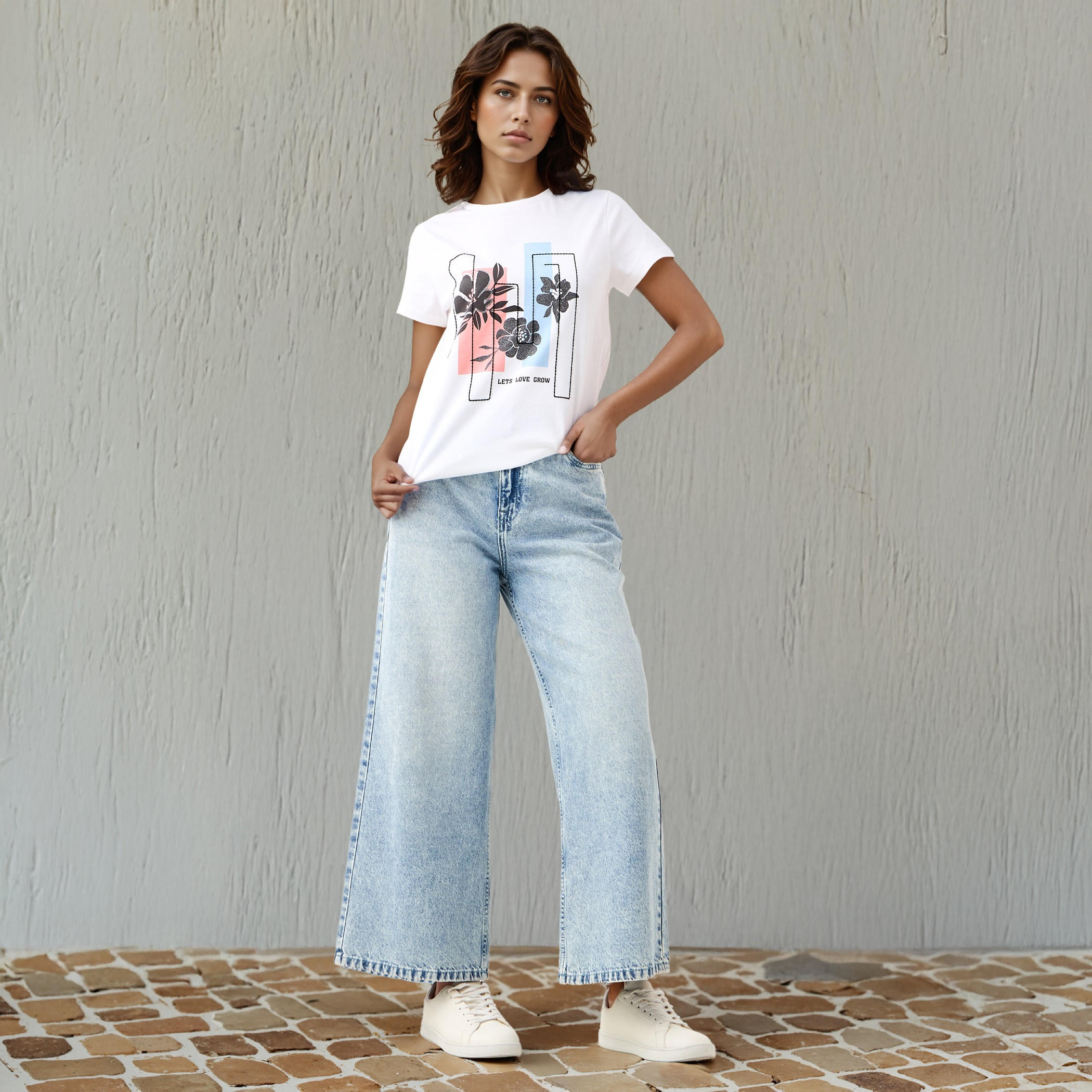 Graphic Print T-shirt with Crew Neck-women-clothing-tshirts-image-2