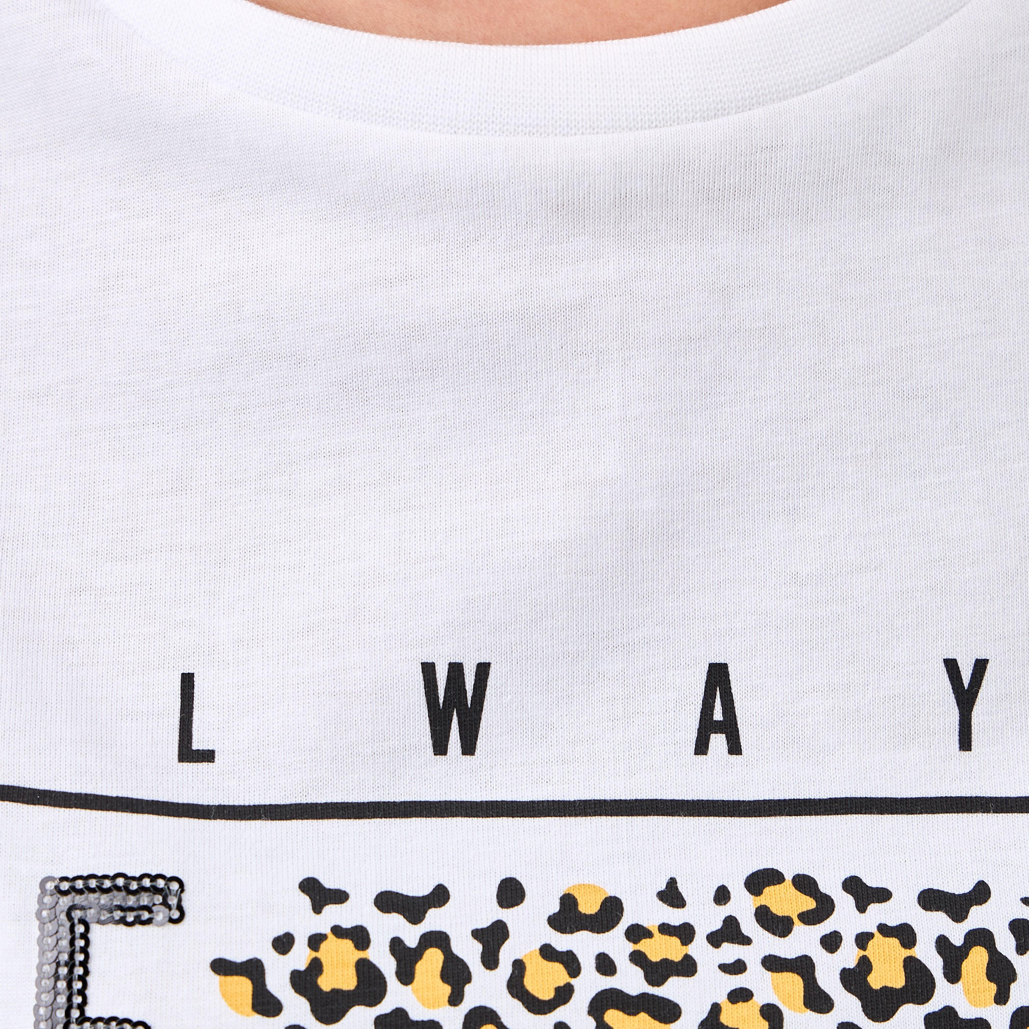 Graphic Print T-shirt with Crew Neck-women-clothing-tshirts-image-5