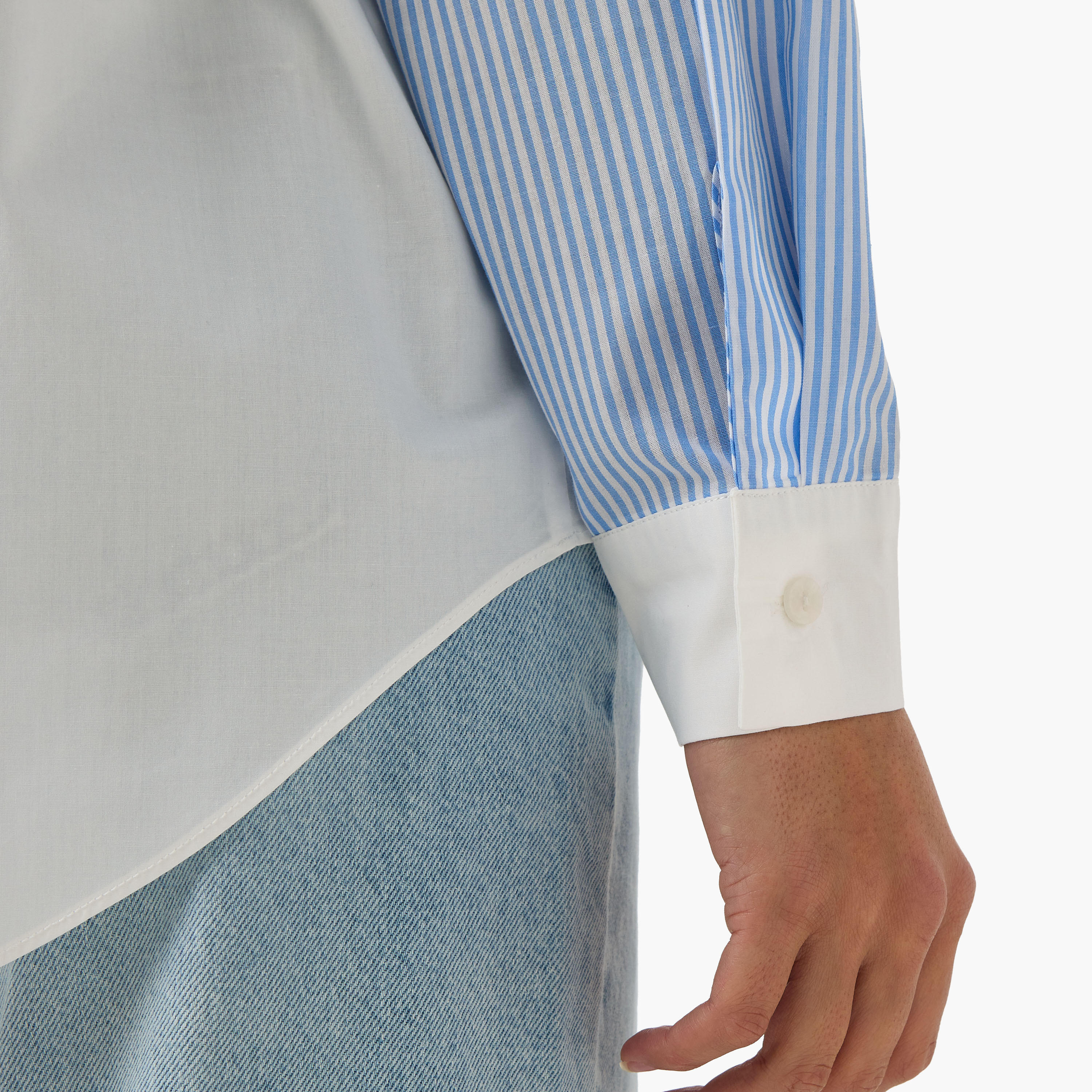 قميص قطن مقلم بقصّة عادية وياقة عادية وجيب على الصدر-women-clothing-shirtsandblouses-shirts-image-5