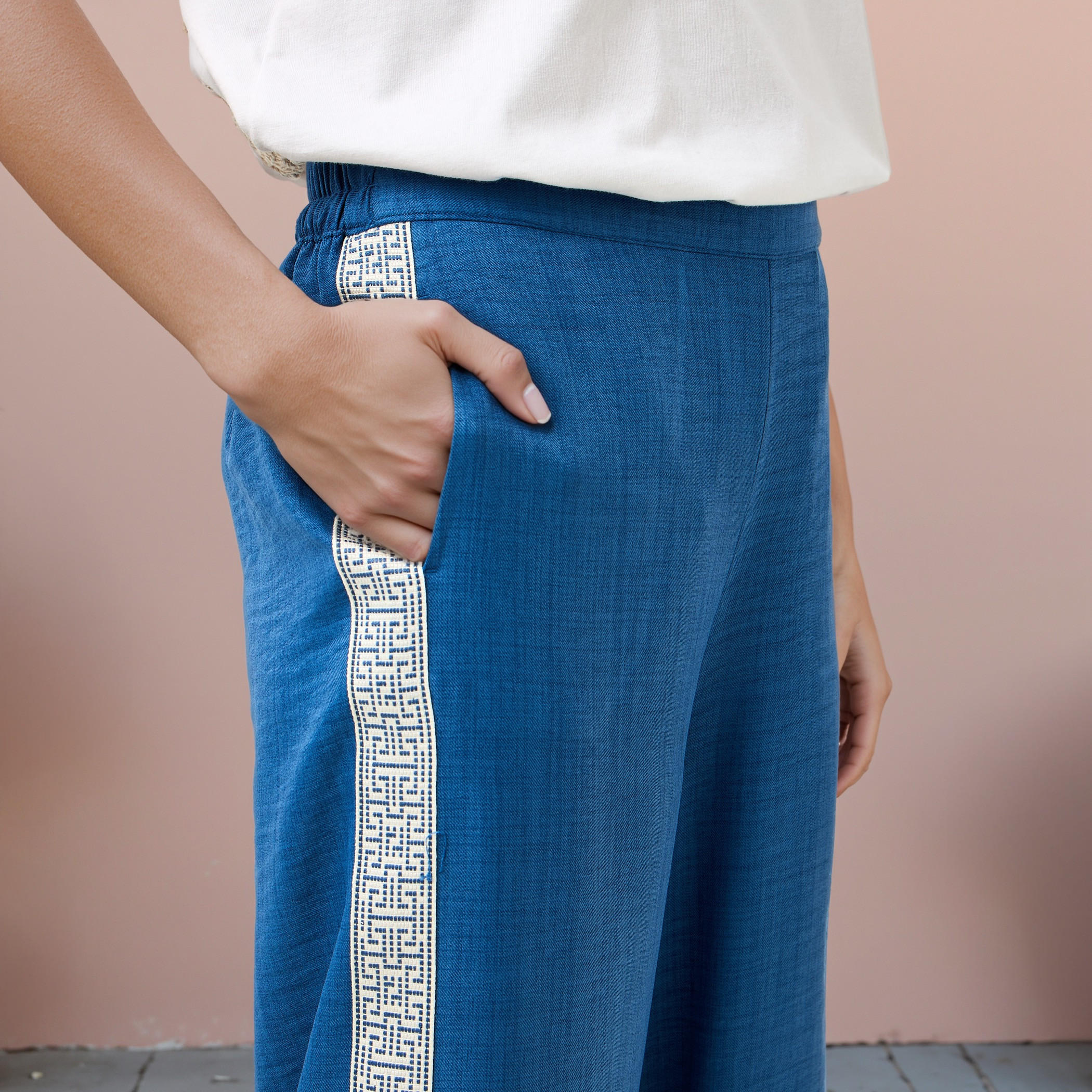 Panel Detail Regular Fit Pants with Semi-Elasticated Waistband-women-clothing-coordsets-image-4