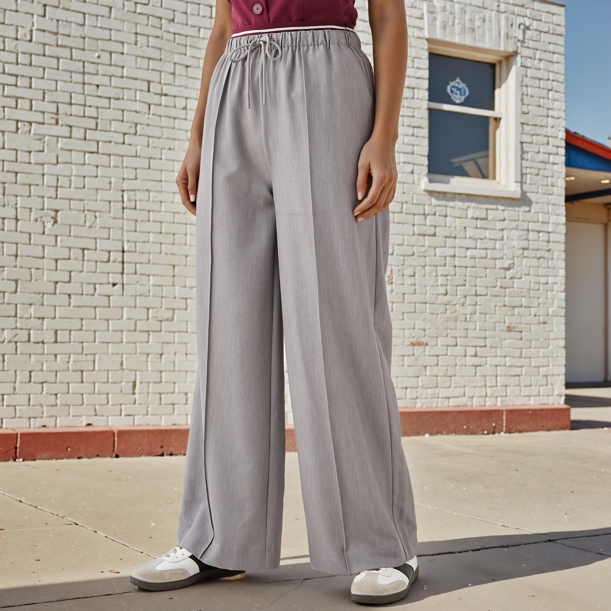 بنطلون بقصة عادية وخصر مرن ورباط-women-clothing-bottoms-trousers-image-1