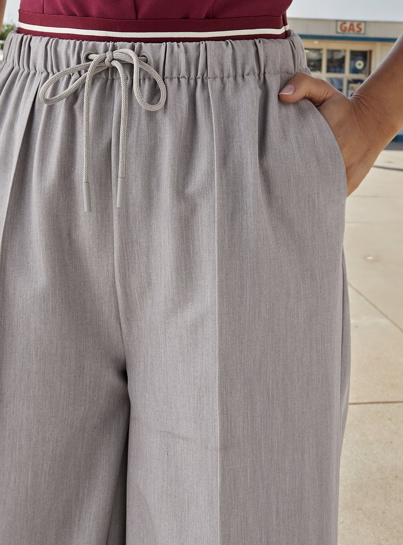 بنطلون بقصة عادية وخصر مرن ورباط-women-clothing-bottoms-trousers-image-4