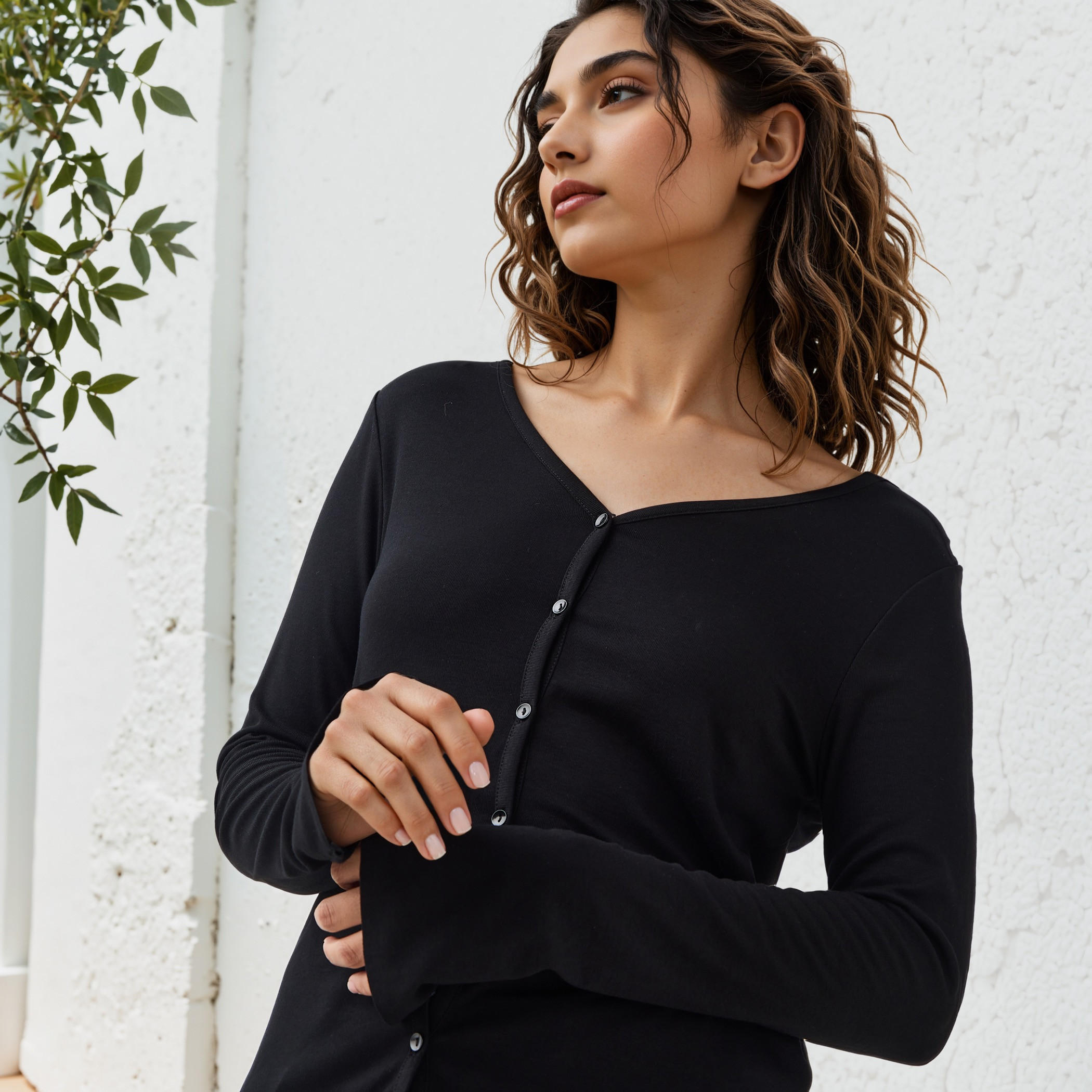 Regular Fit Plain Cardigan-women-winterwear-cardigansandjumpers-cardigans-image-4