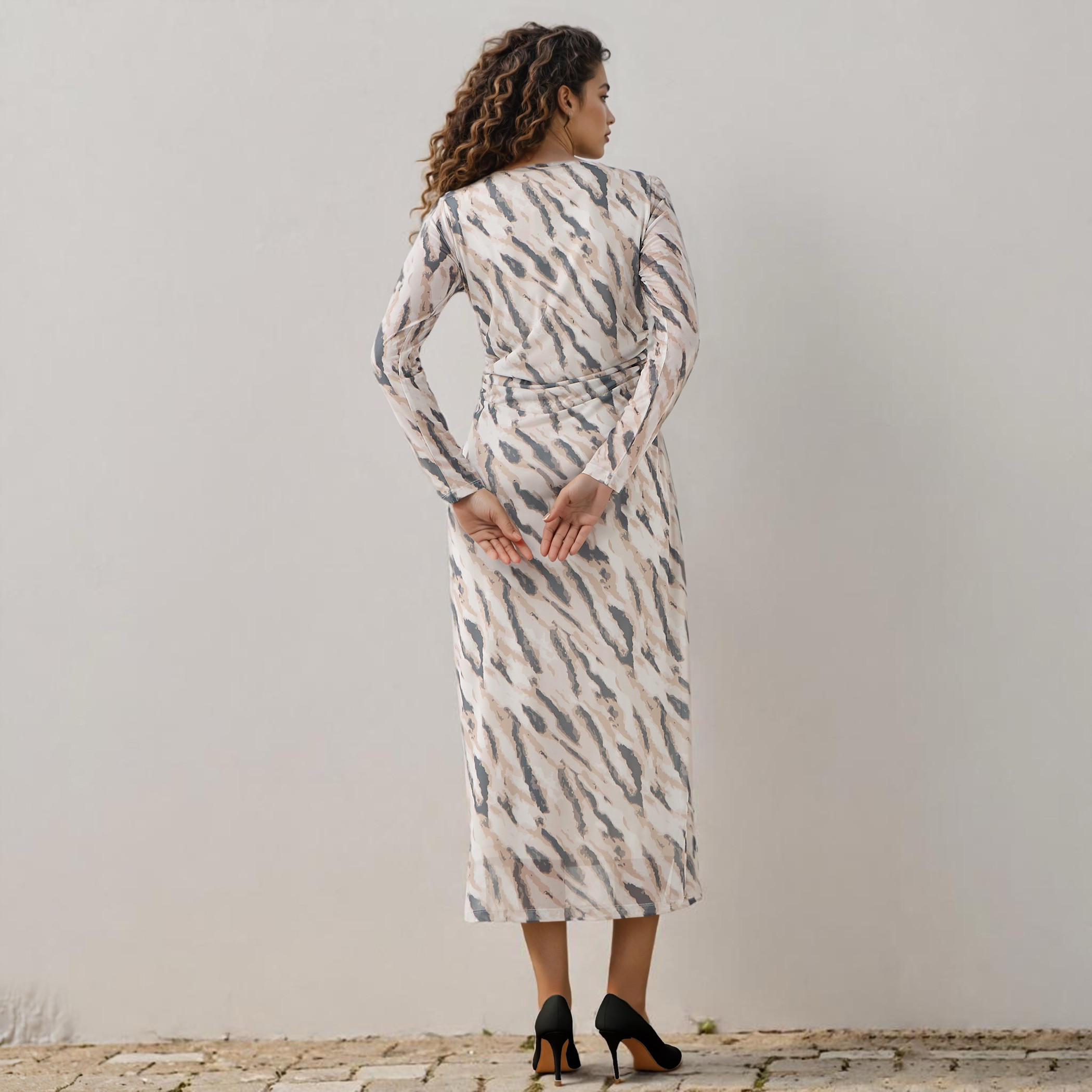 فستان شبكي مبتفاصيل كشكش وطبعات-women-clothing-dresses-image-3