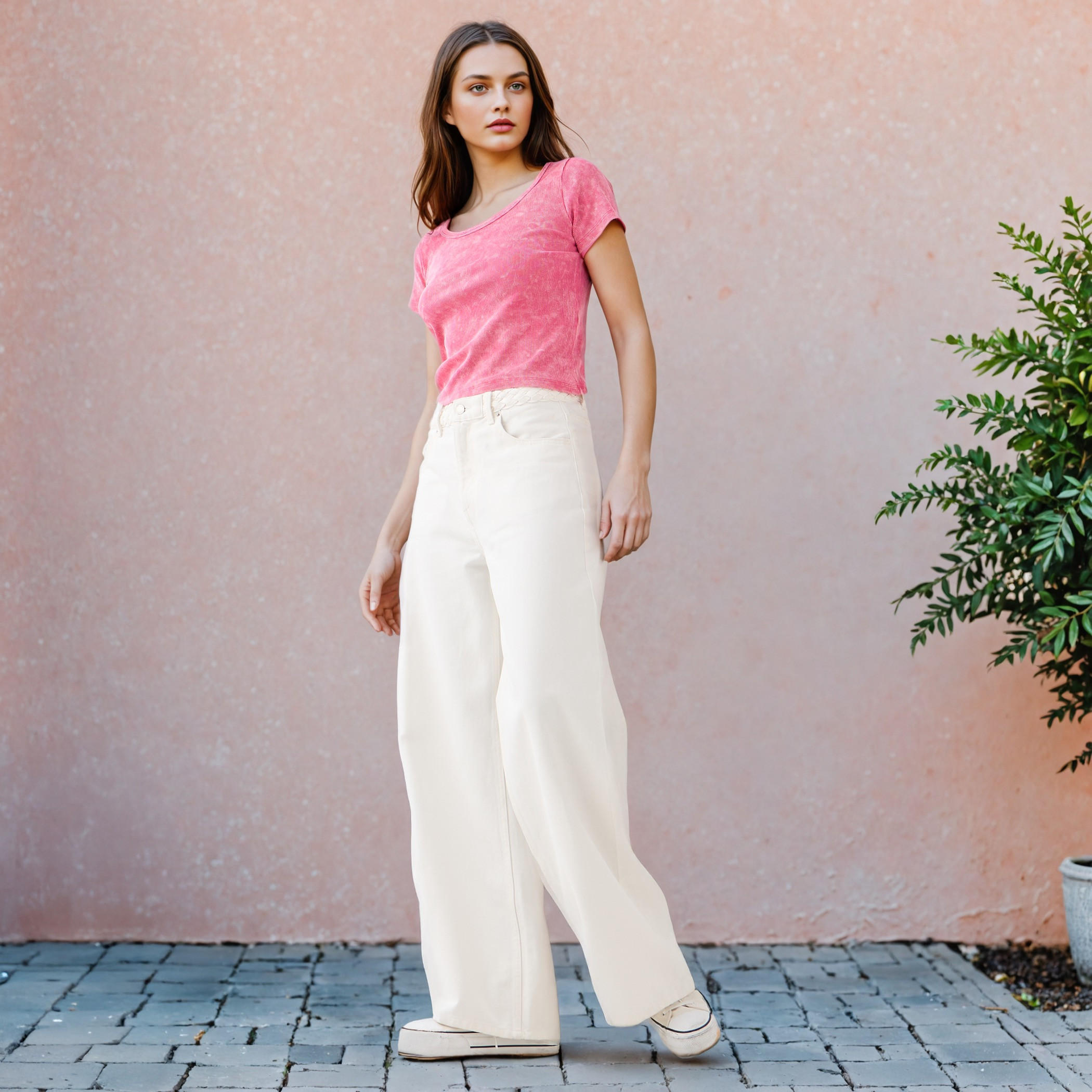 بلوزة قصيرة مضلعة بياقة عميقة-women-clothing-tshirts-image-4