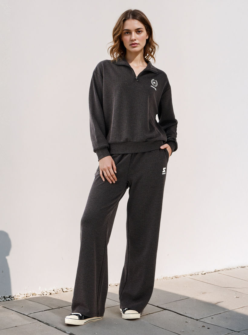 سويت شيرت بتطريز شعار-women-winterwear-hoodiesandsweatshirts-sweatshirts-image-4