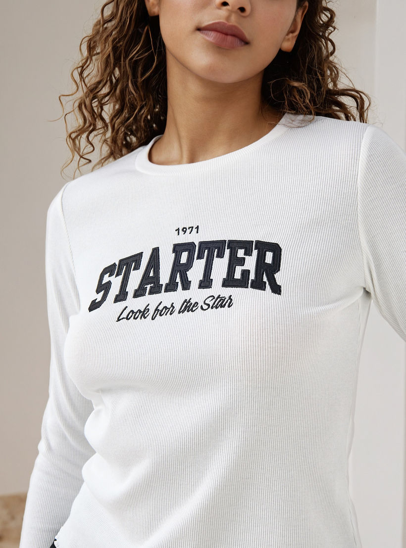 تيشيرت مضلع بتطريزات كتابية-women-clothing-tshirts-image-4