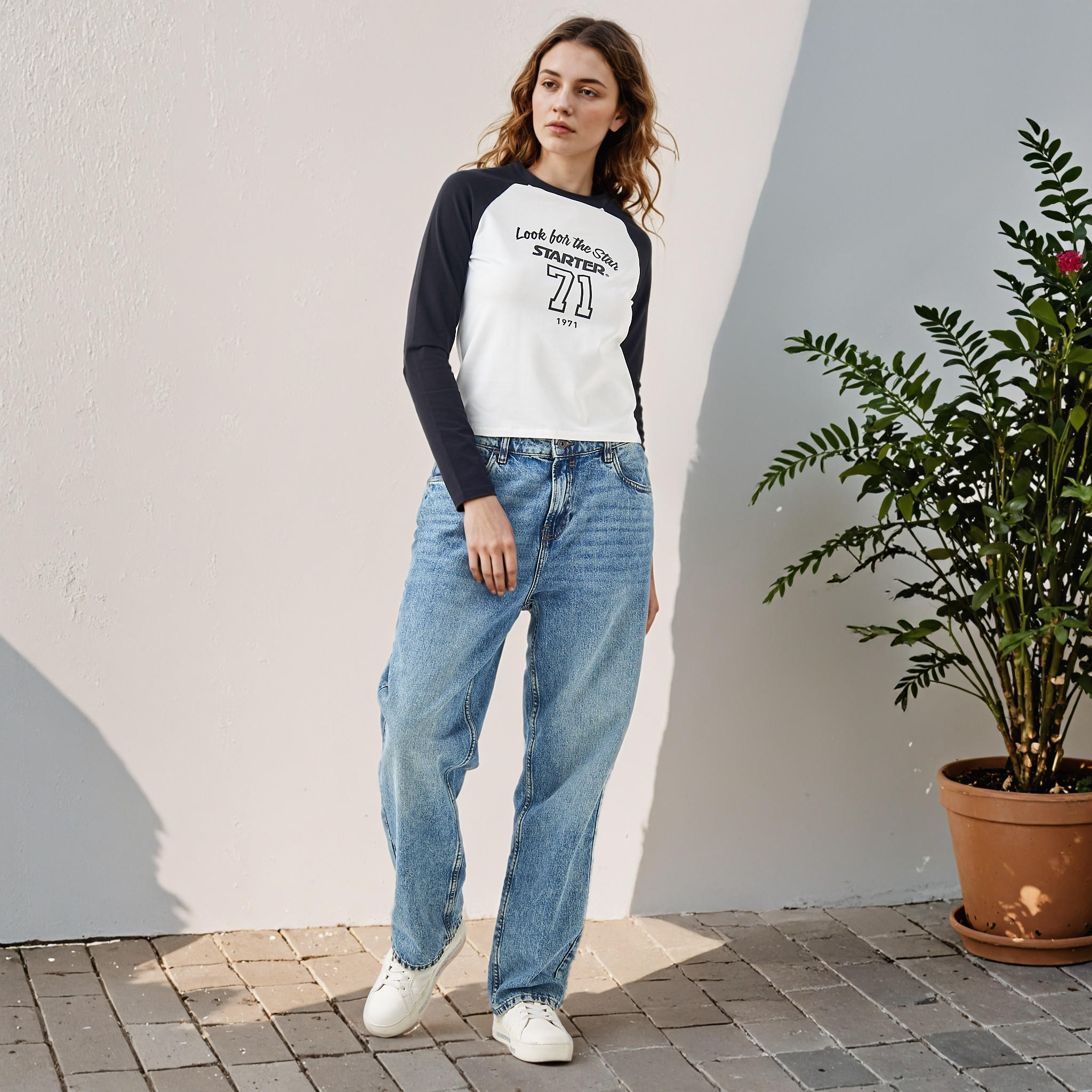 تيشيرت بطبعات وأكمام مغايرة-women-clothing-tshirts-image-4