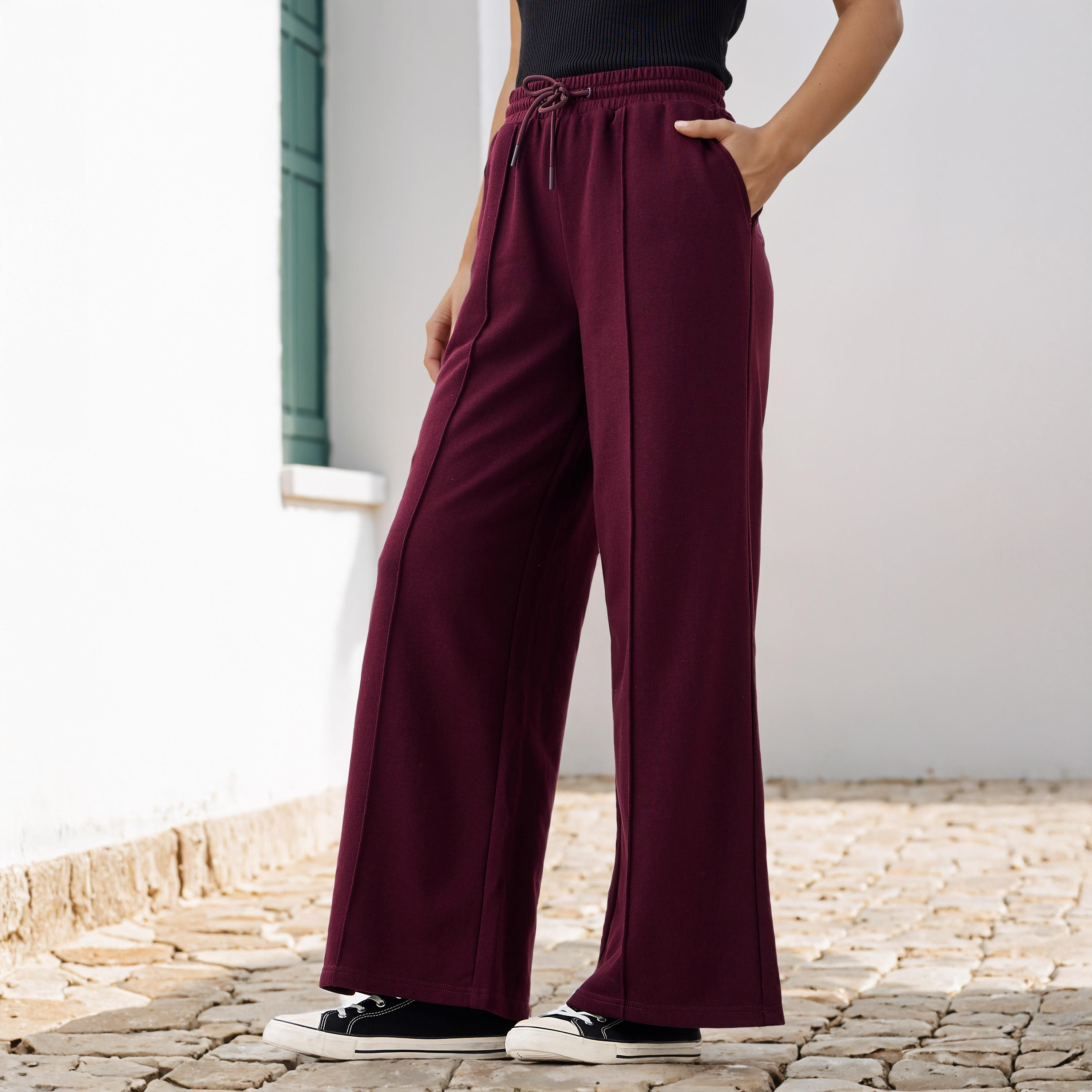 بنطلون بقصة عادية وخصر مرن وجيوب-women-clothing-bottoms-joggers-image-1