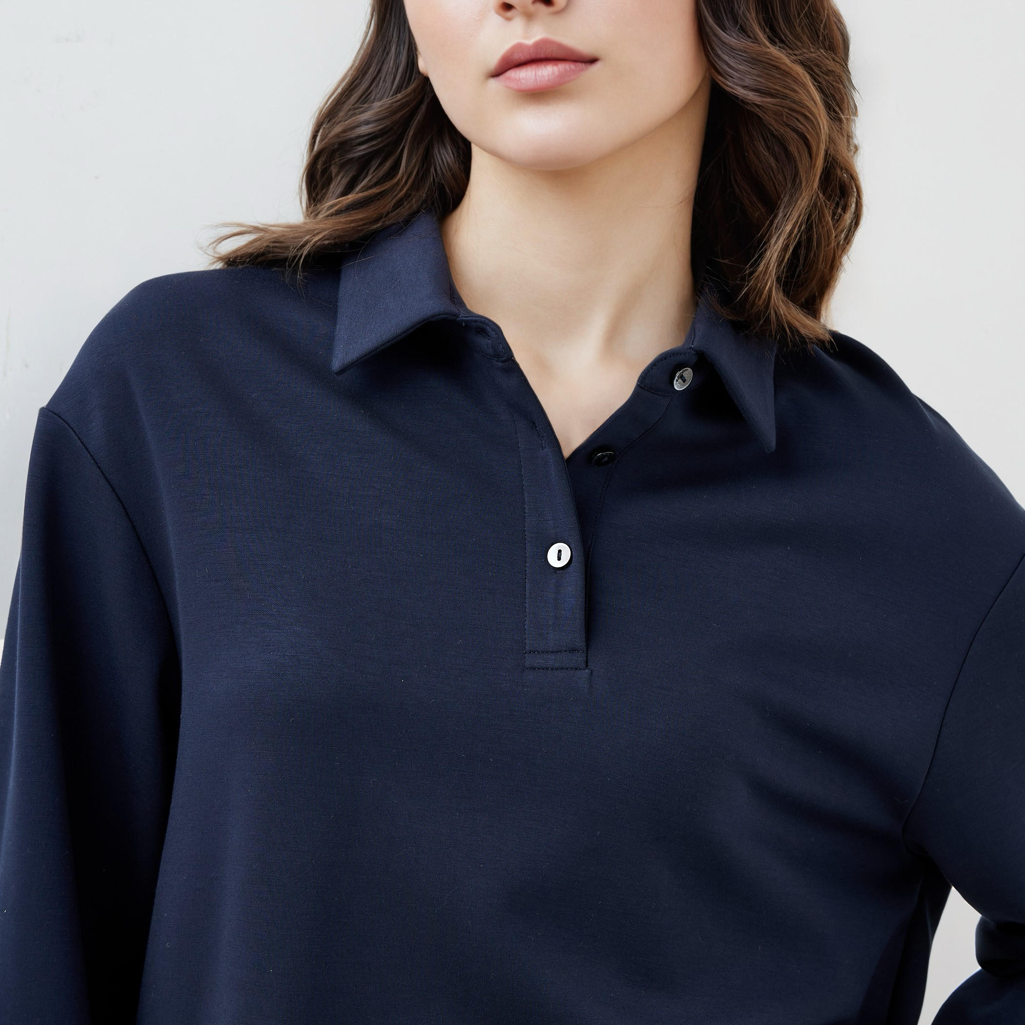 سويت شيرت نيوبرين بياقة عادية-women-winterwear-hoodiesandsweatshirts-sweatshirts-image-2