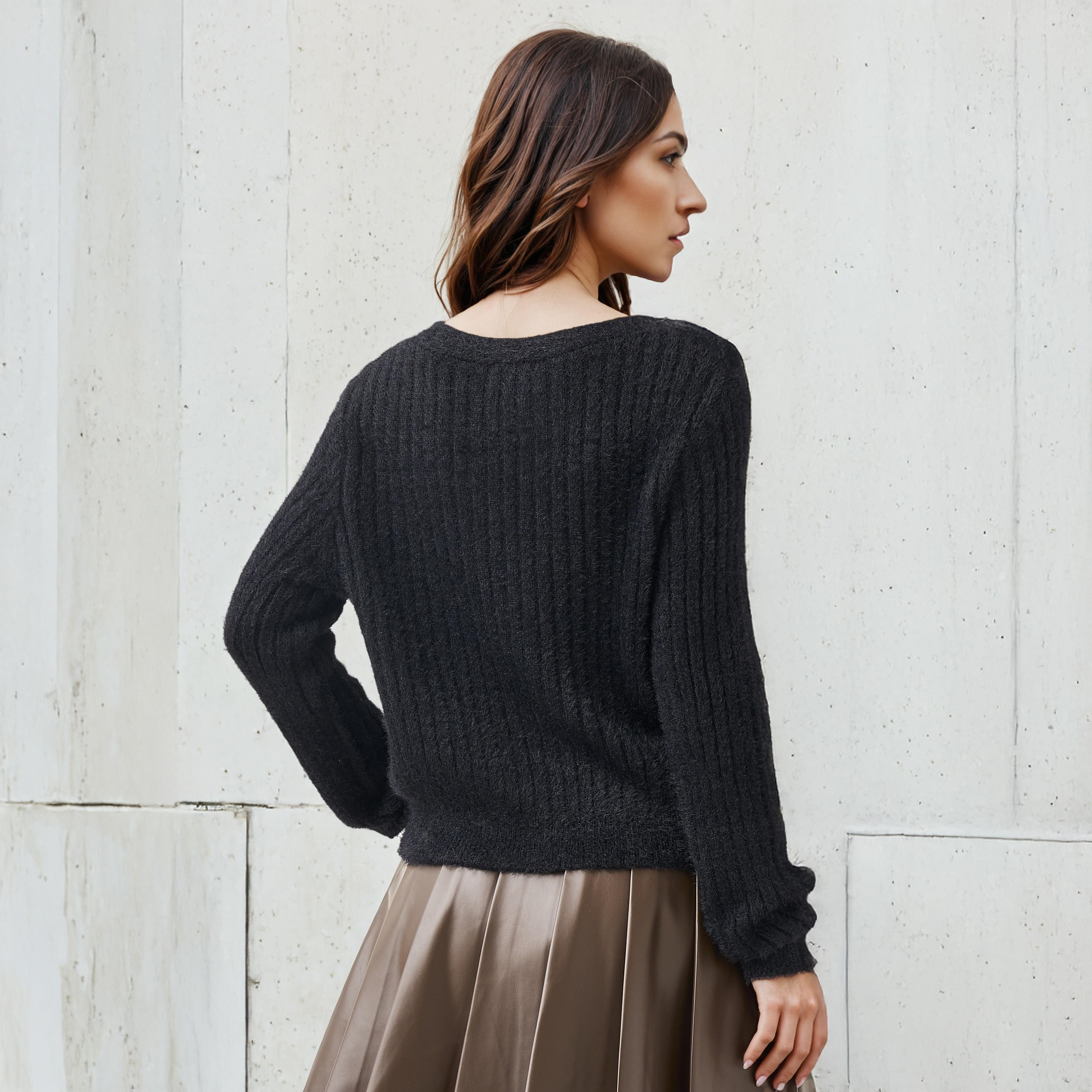 Regular Fit Textured V-neck Cardigan-women-winterwear-cardigansandjumpers-cardigans-image-3