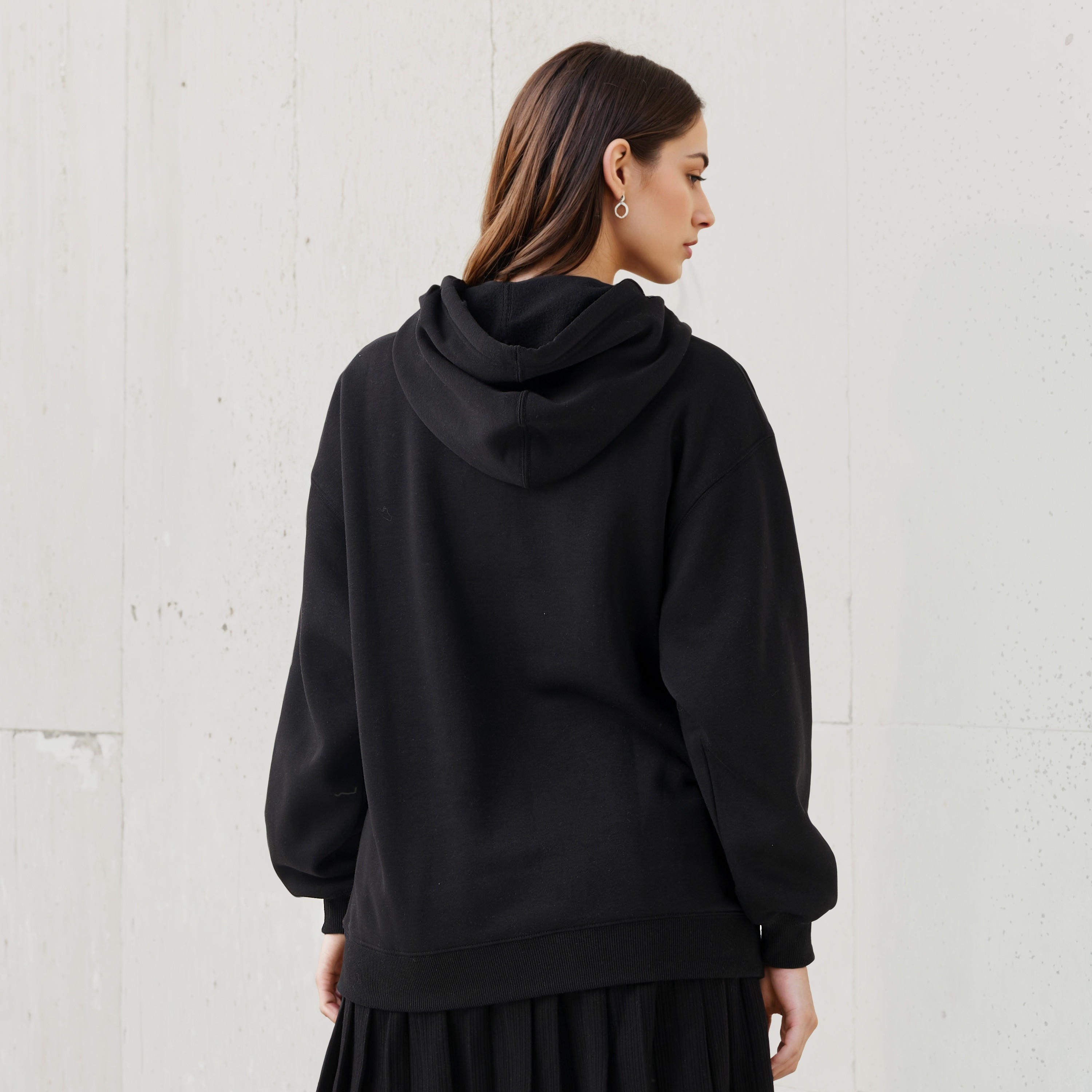 هودي بطبعات جرافيك-women-winterwear-hoodiesandsweatshirts-hoodies-image-4