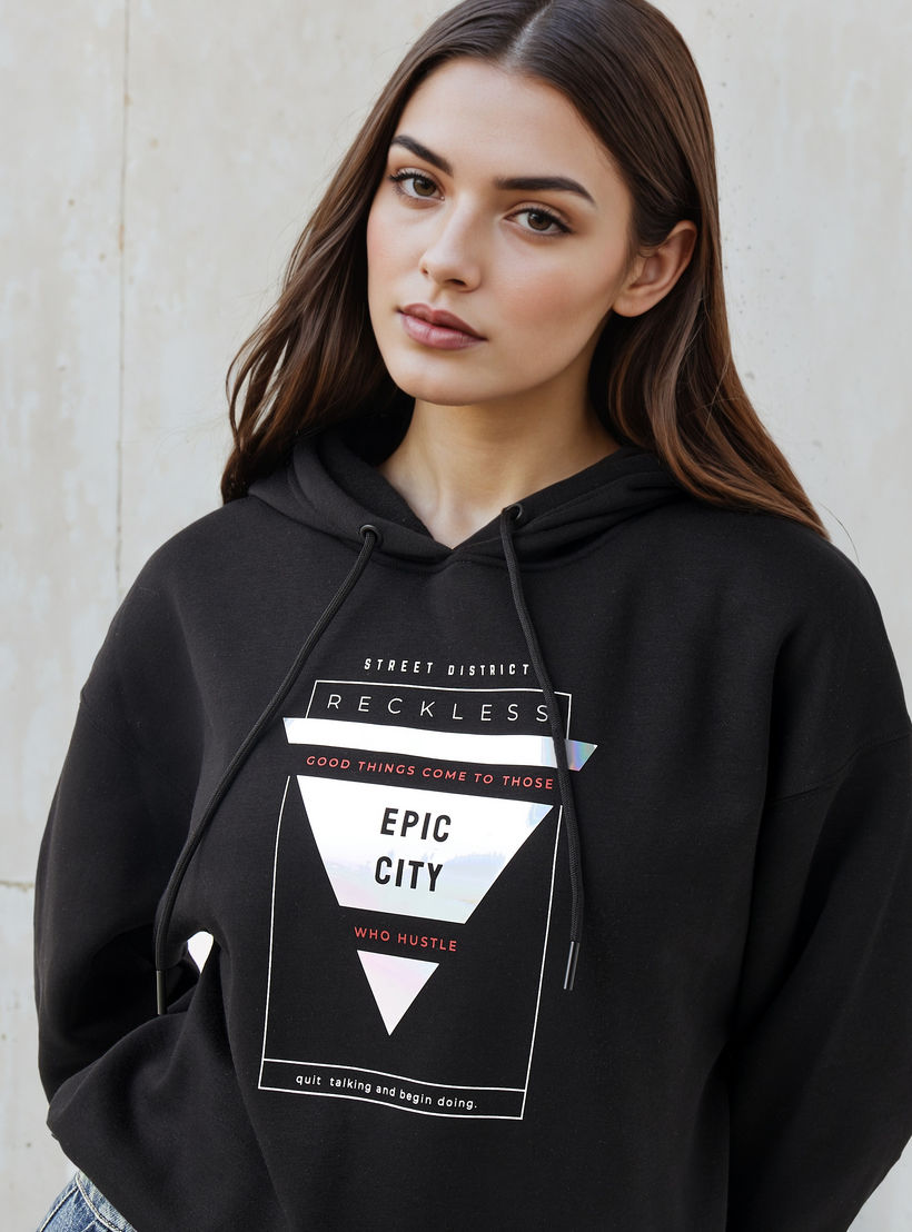 هودي بطبعات جرافيك-women-winterwear-hoodiesandsweatshirts-hoodies-image-1