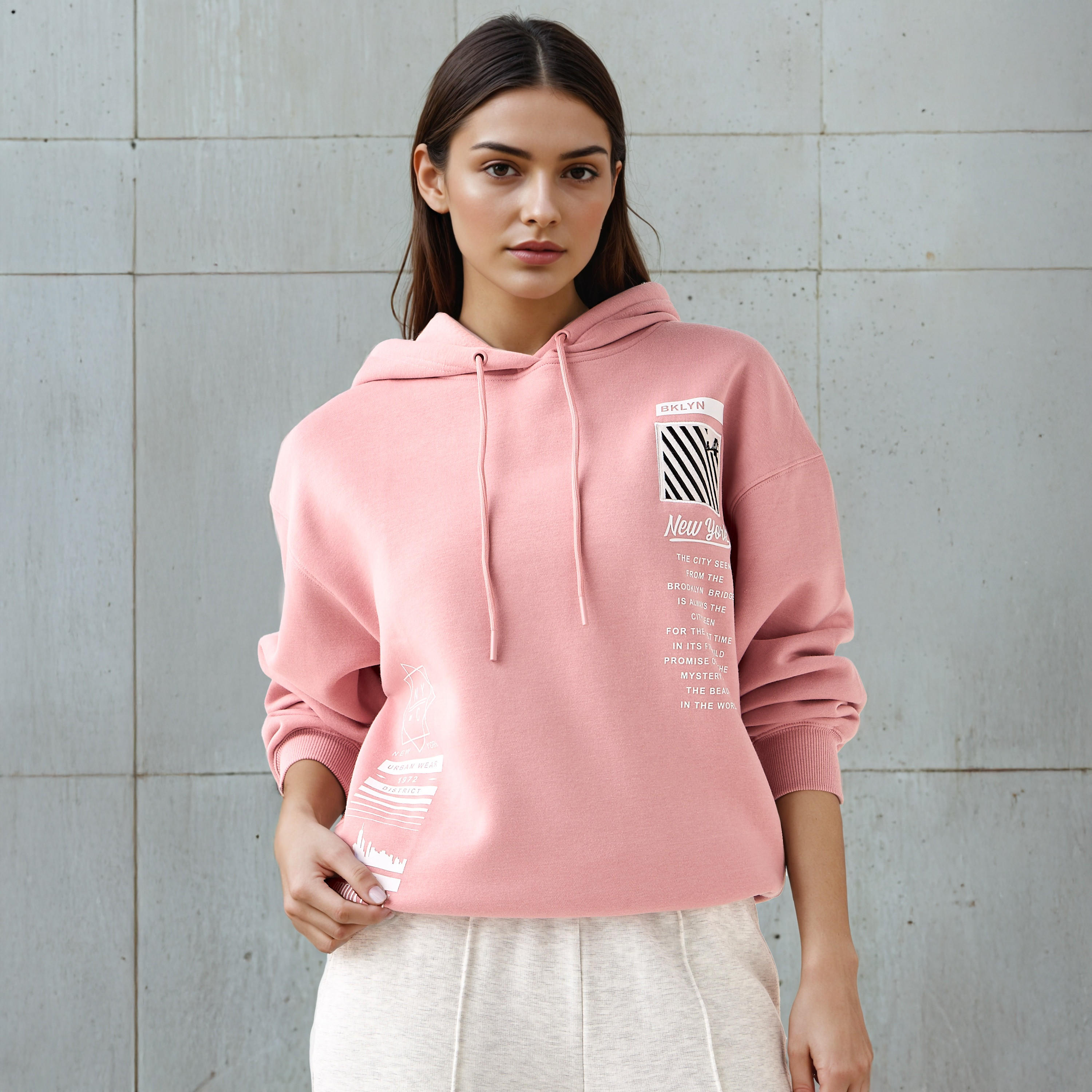 هودي بطبعات جرافيك-women-winterwear-hoodiesandsweatshirts-hoodies-image-1