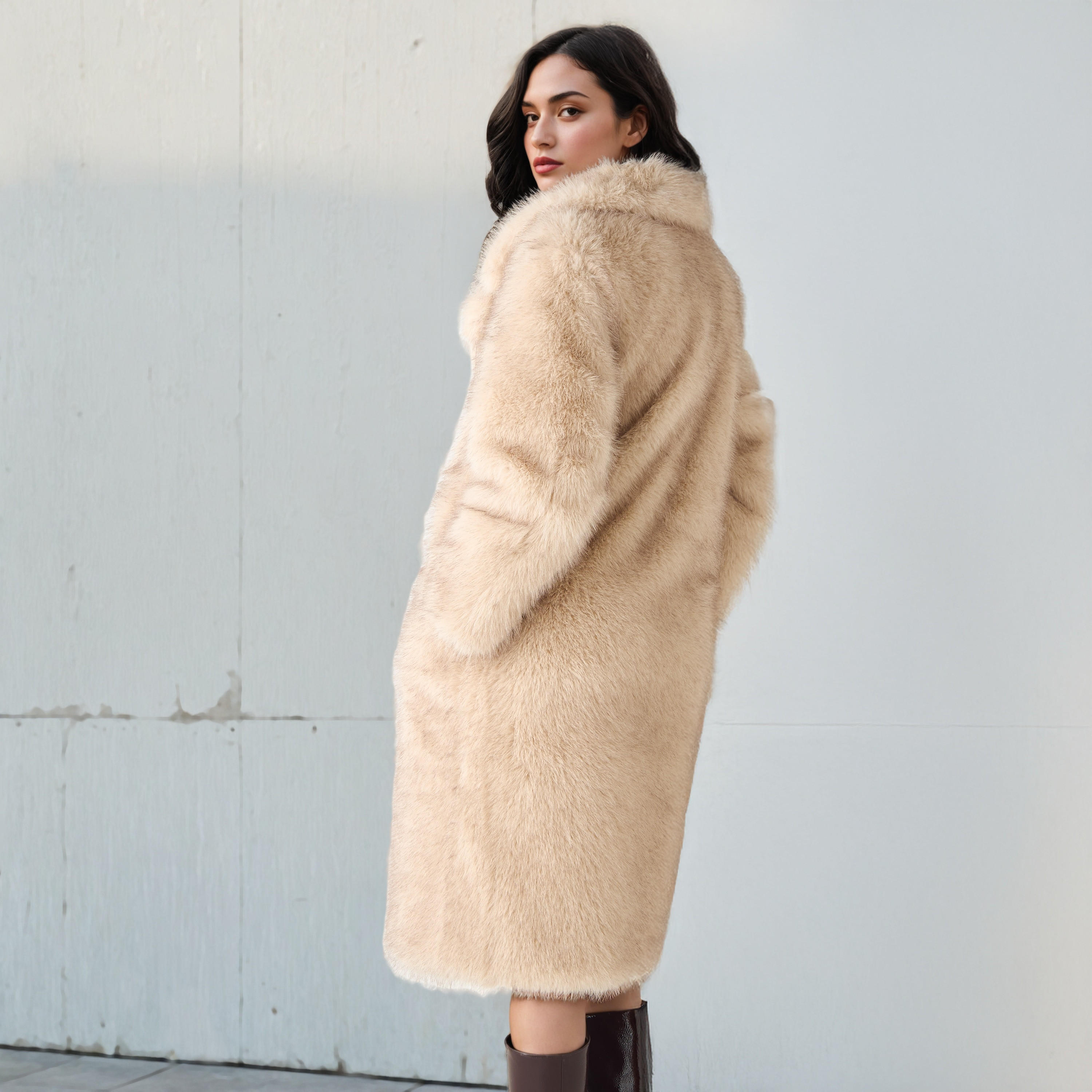 معطف طويل فرو صناعي بأكمام طويلة-women-clothing-coatsandjackets-coats-image-4