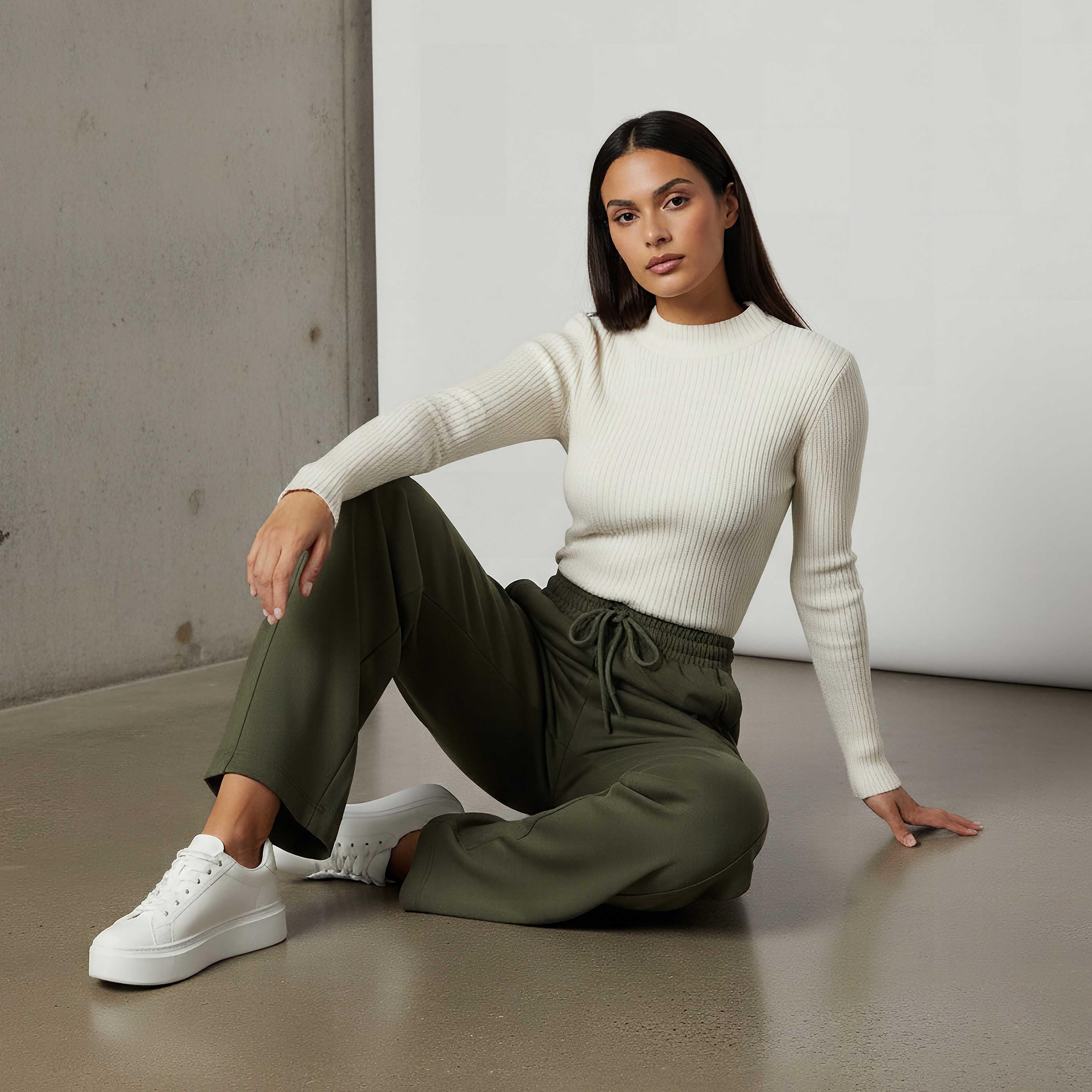 بنطلون بألواح بخصر متوسط وقصّة باريل-women-clothing-bottoms-trousers-image-5