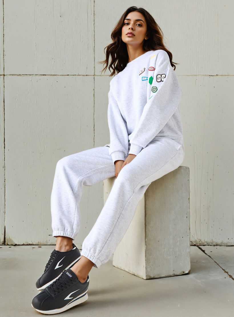 Patch Accent Sweatshirt-women-winterwear-hoodiesandsweatshirts-sweatshirts-image-2