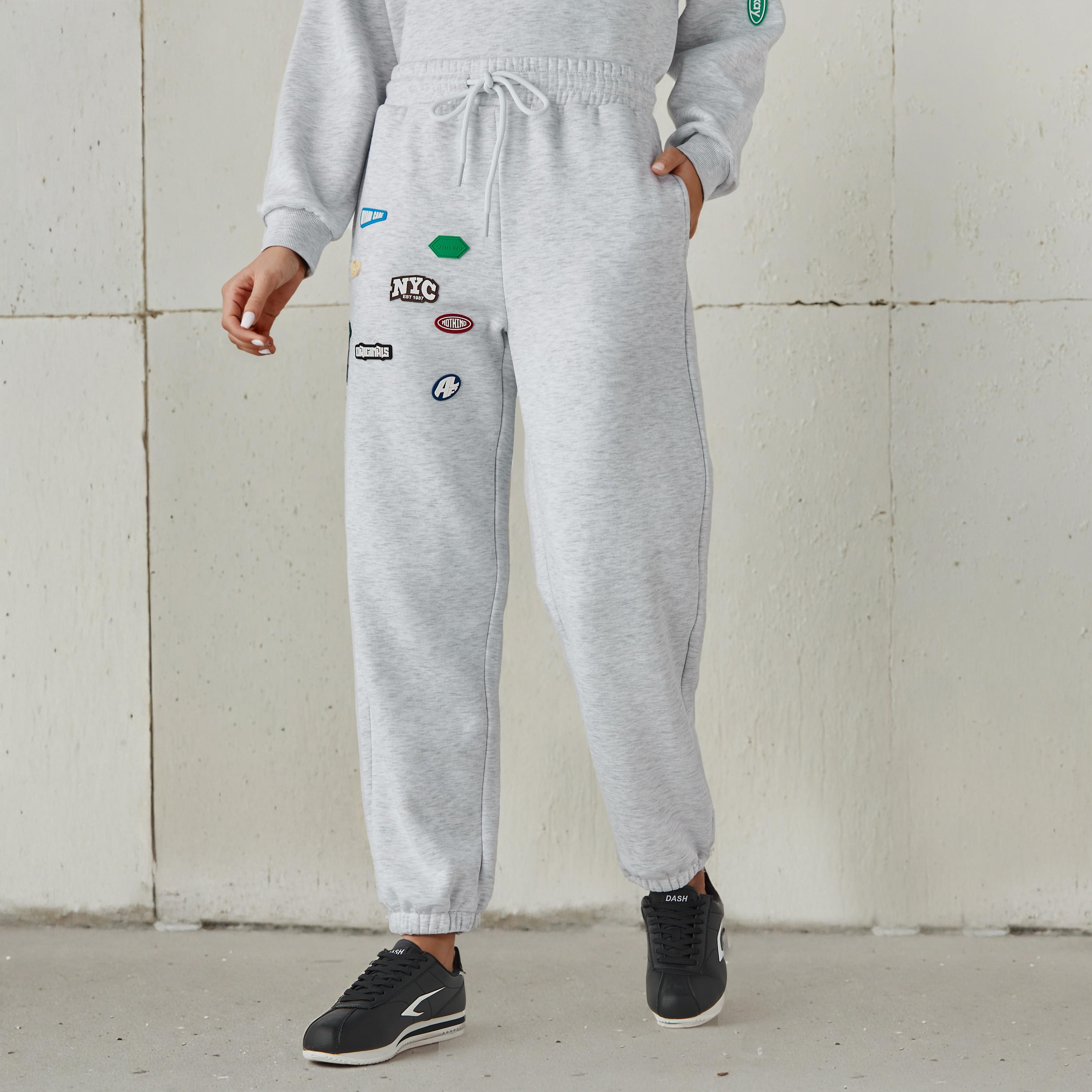 بنطلون رياضي بزينة-women-clothing-bottoms-joggers-image-5