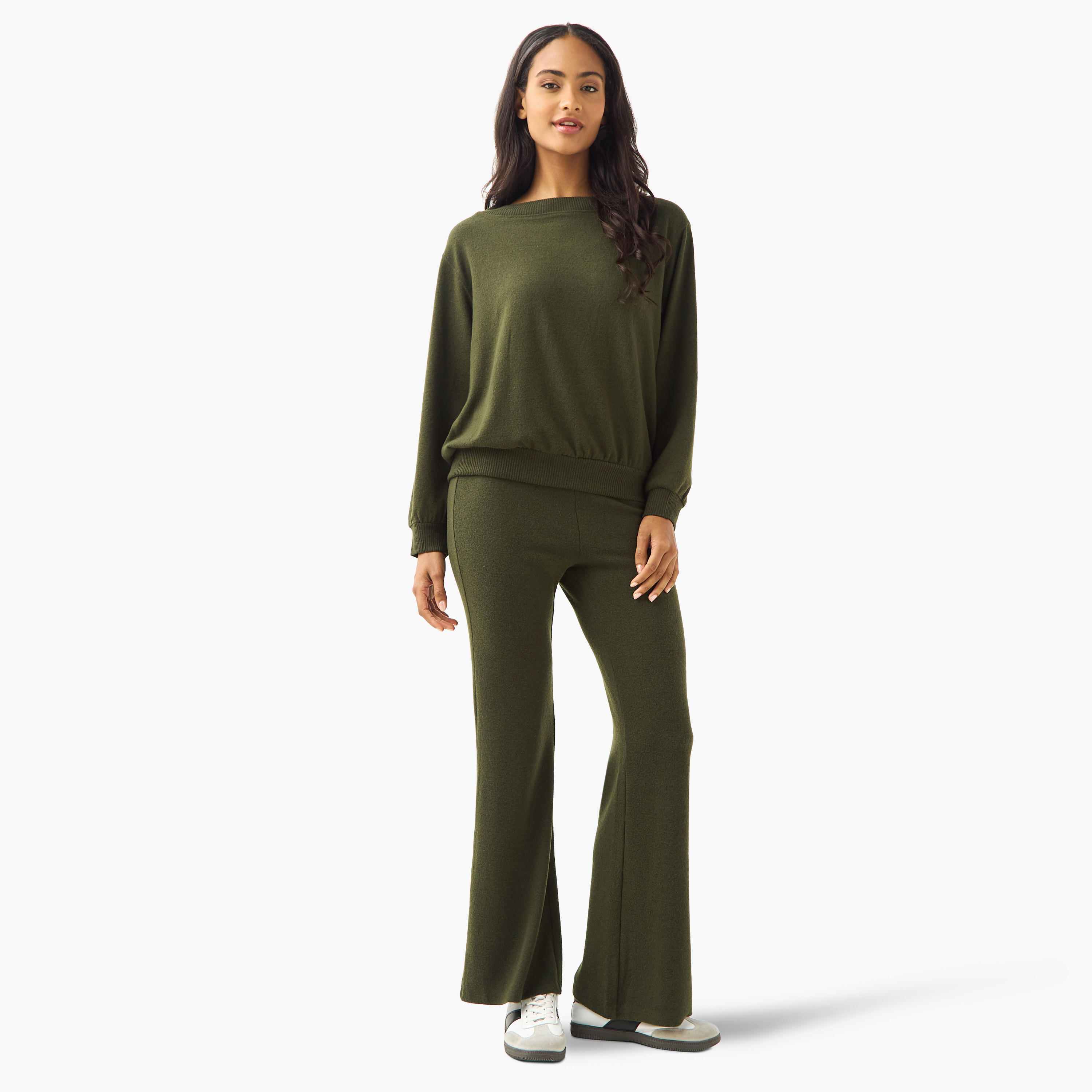 بنطلون واسع الحواف بخصر متوسط الارتفاع-women-clothing-bottoms-trousers-image-2
