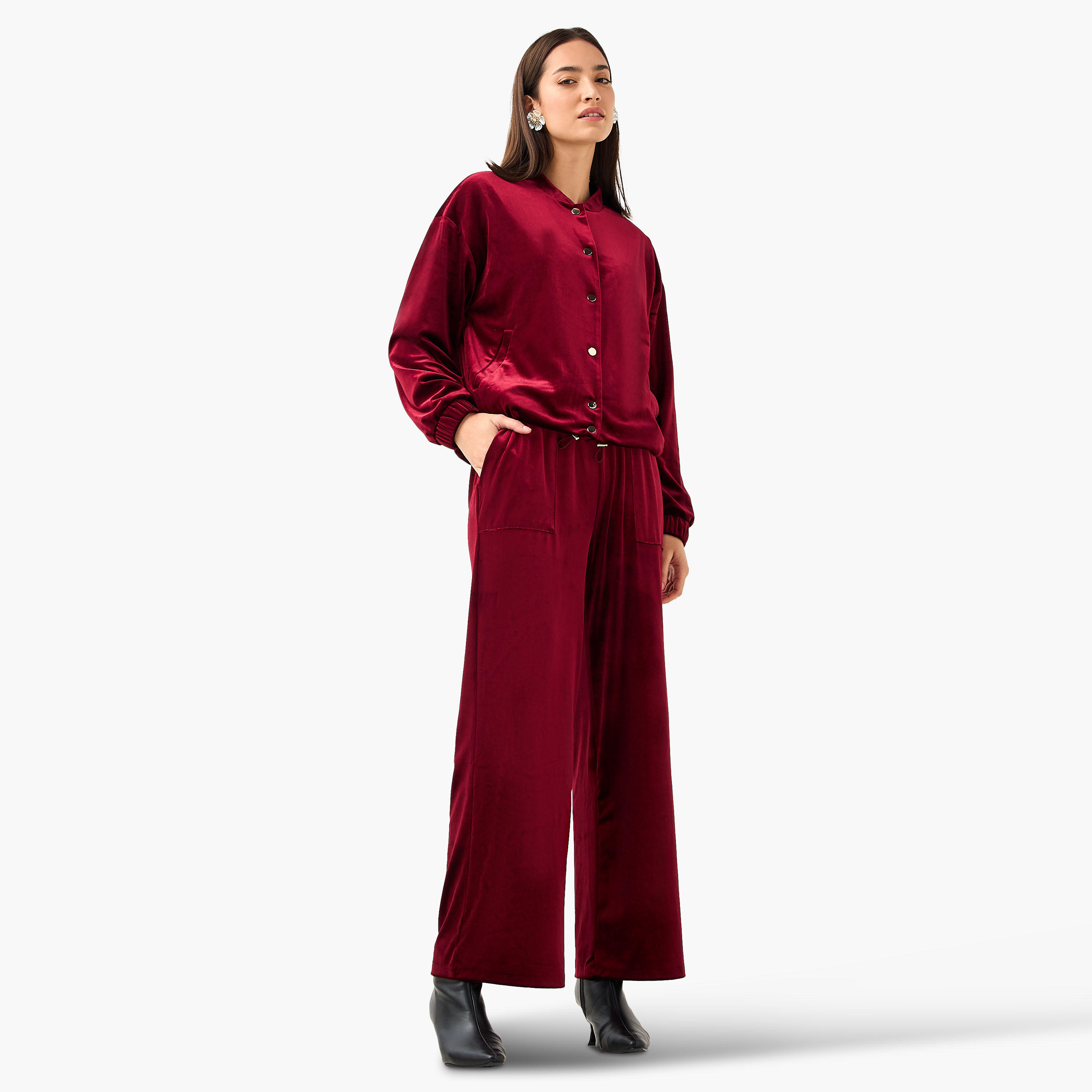 بنطلون رياضي مخملي بخصر متوسط الارتفاع وجيوب-women-clothing-bottoms-joggers-image-2