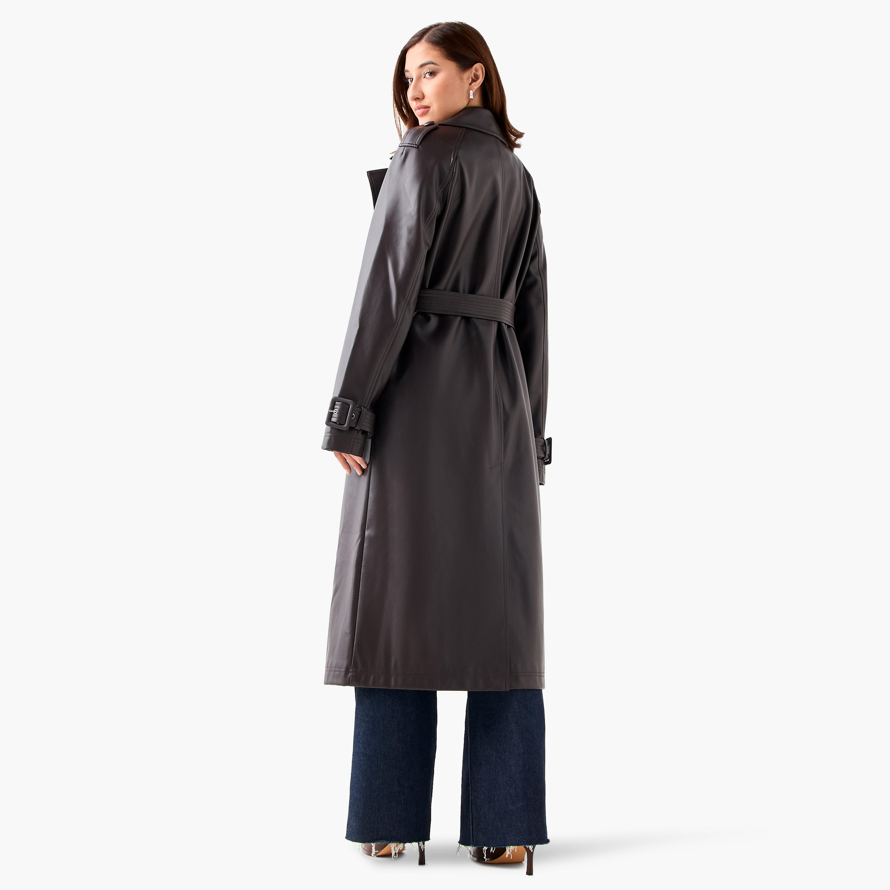 معطف ترنش طويل جلد صناعي مع حزام-women-clothing-coatsandjackets-coats-image-4