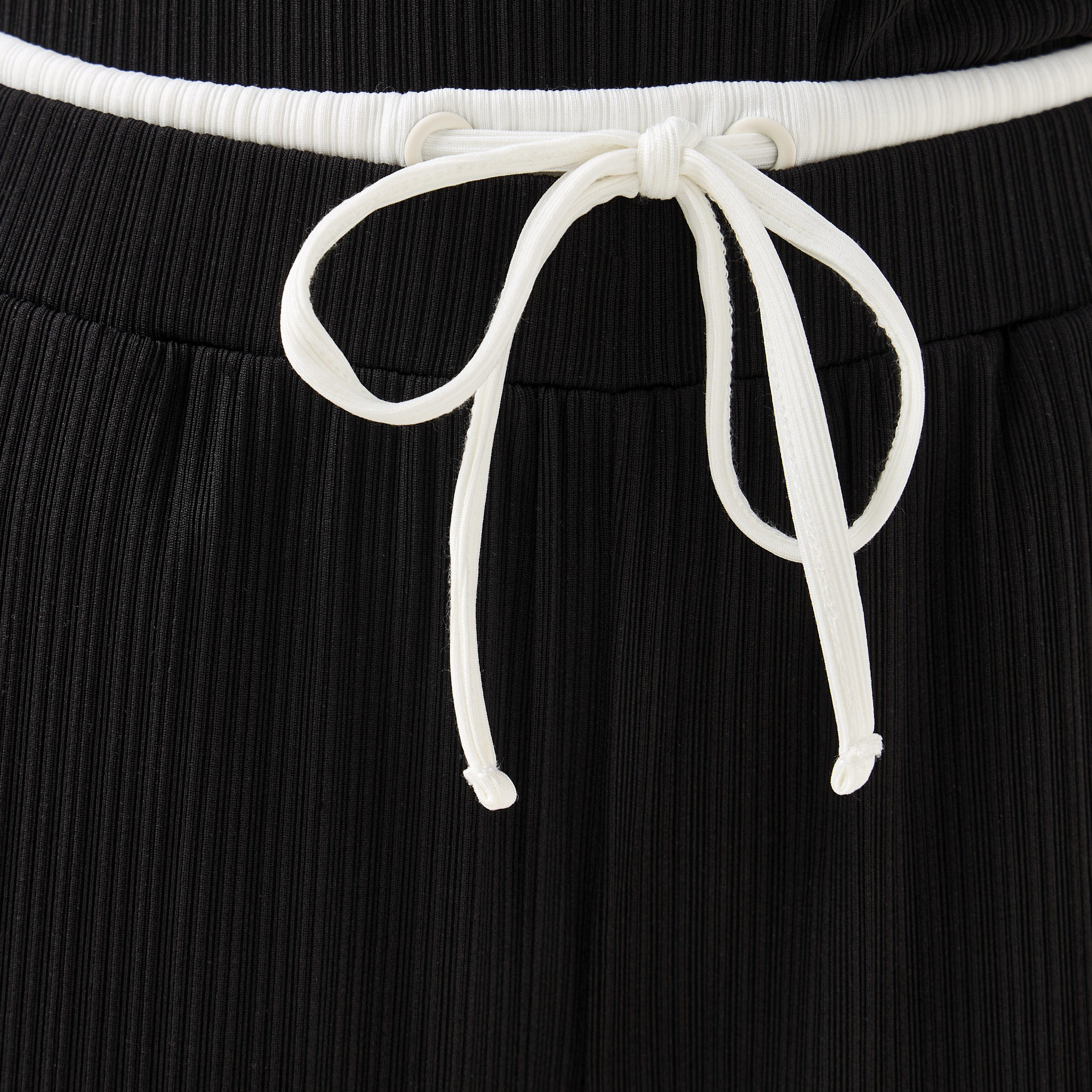 بنطلون رياضي واسع الساقين مضلّع بخصر مطاطي متباين متوسط الارتفاع -women-clothing-bottoms-joggers-image-4