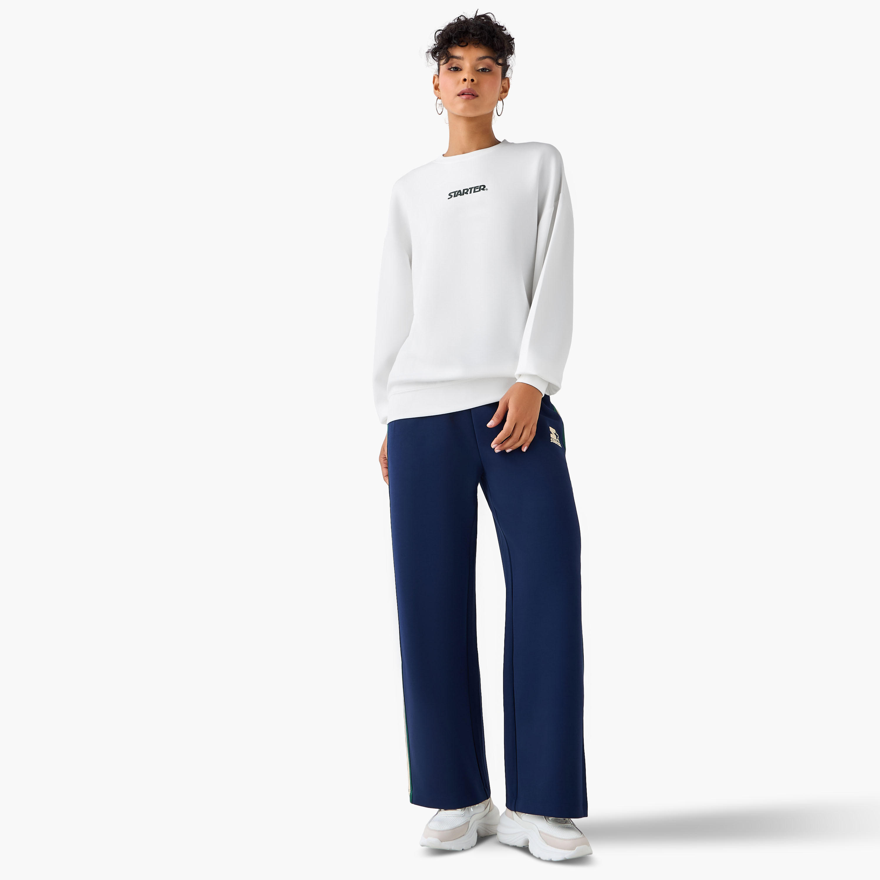 سويت شيرت بقصة عادية وطبعات من ستارتر-women-winterwear-hoodiesandsweatshirts-sweatshirts-image-4