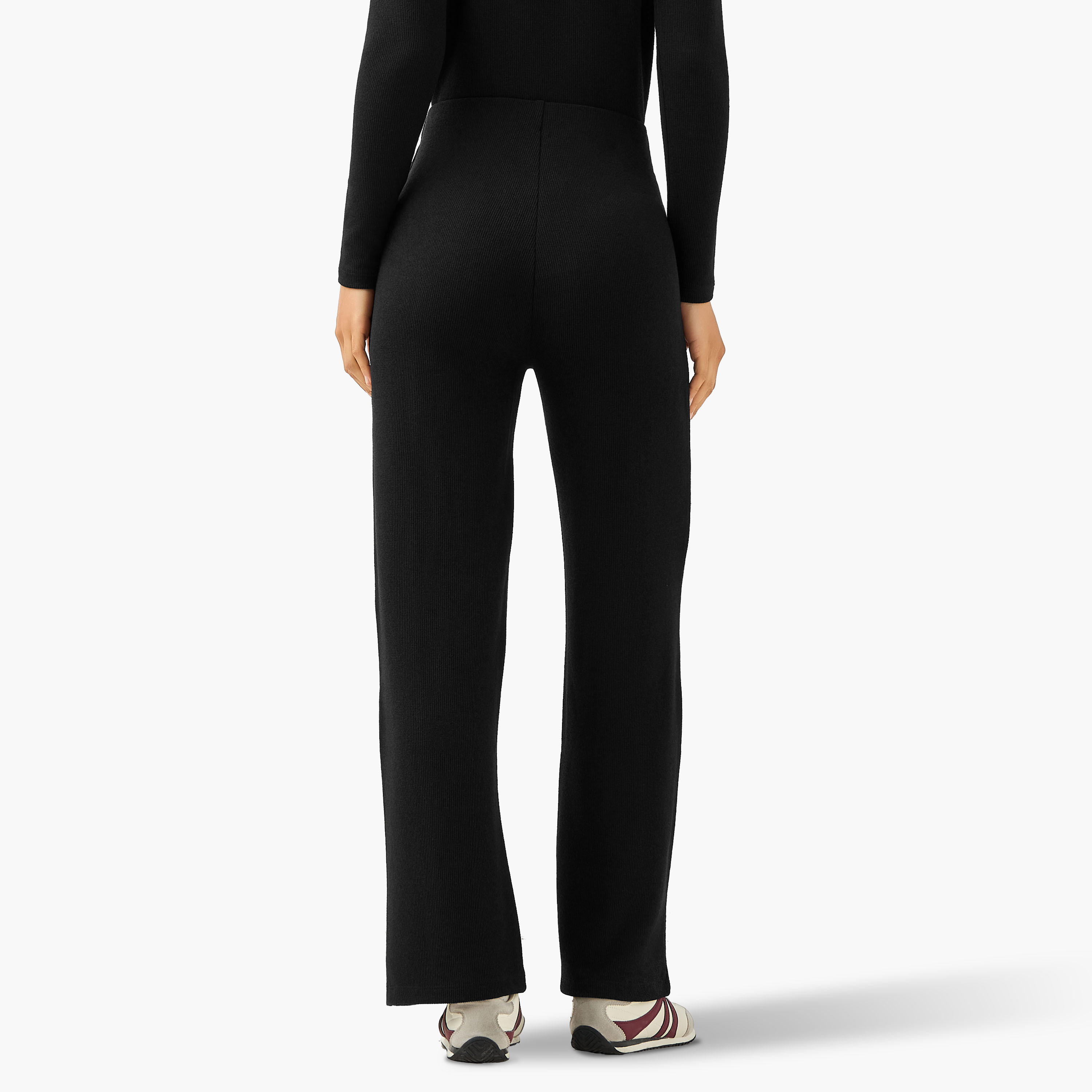 بنطلون بقصة عادية وخصر متوسط واسع الساقين مضلّع بارز الملمس-women-clothing-coordsets-image-2