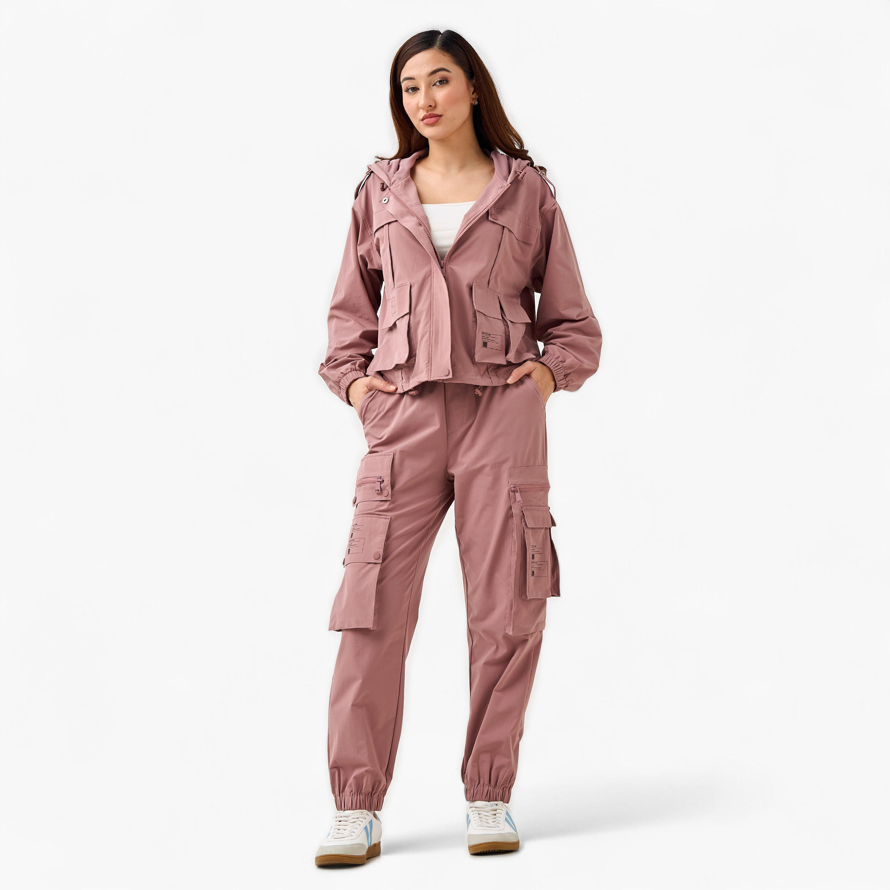 جاكيت باركا بقبعة وجيوب-women-clothing-coordsets-image-3