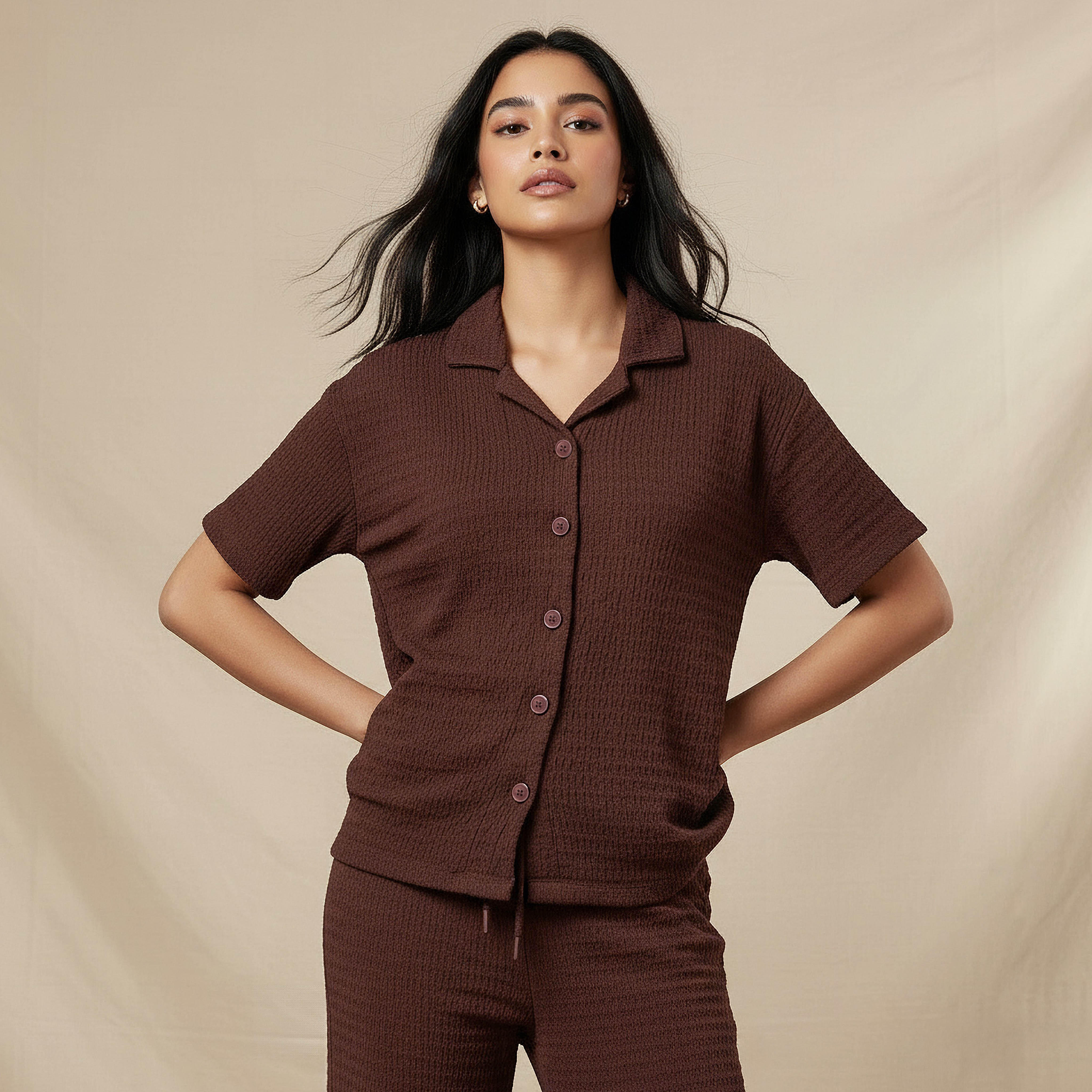 قميص بقصة عادية وتفاصيل بارزة الملمس-women-clothing-shirtsandblouses-shirts-image-5