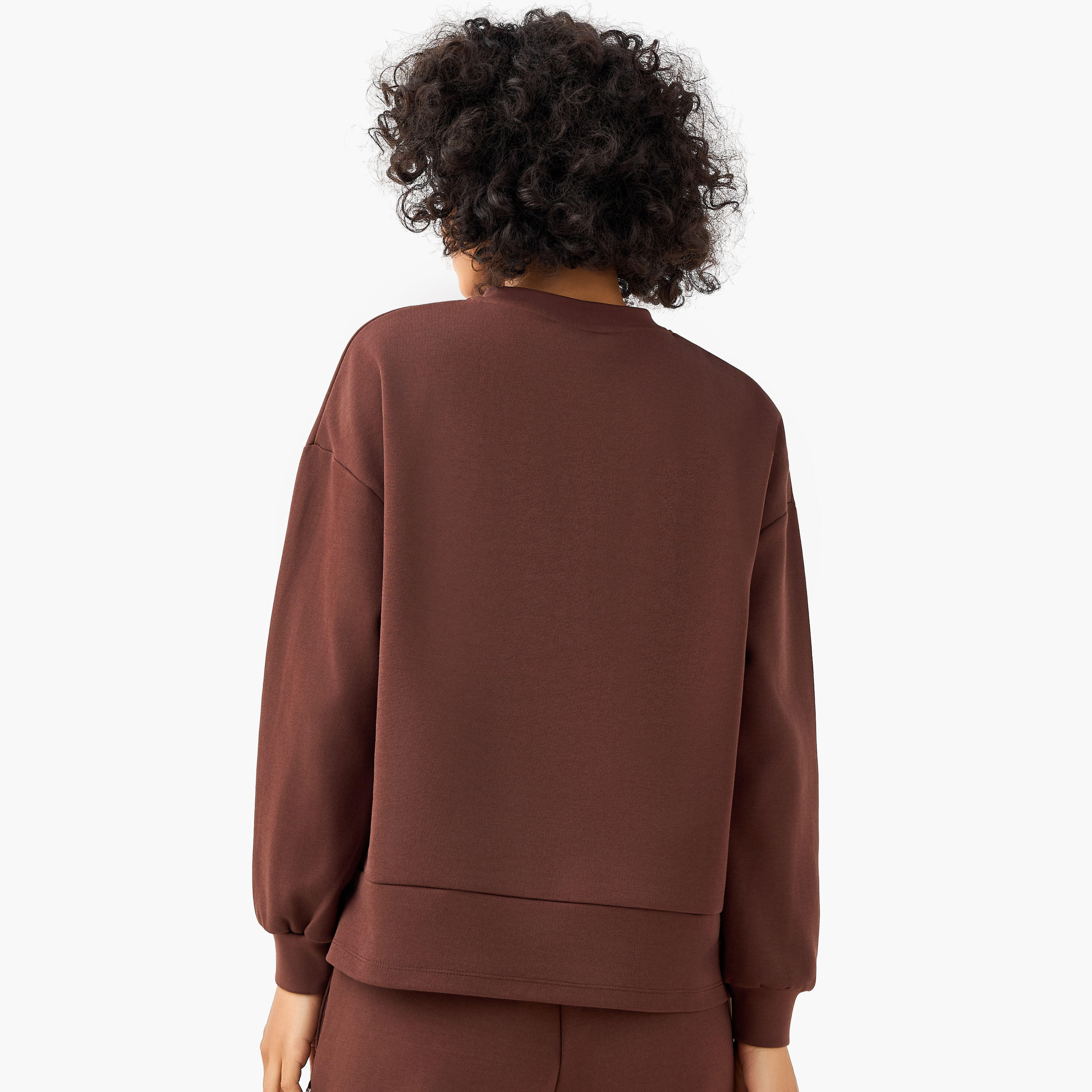 سويت شيرت بقصّة عادية وتفاصيل سلسلة-women-clothing-coordsets-image-3
