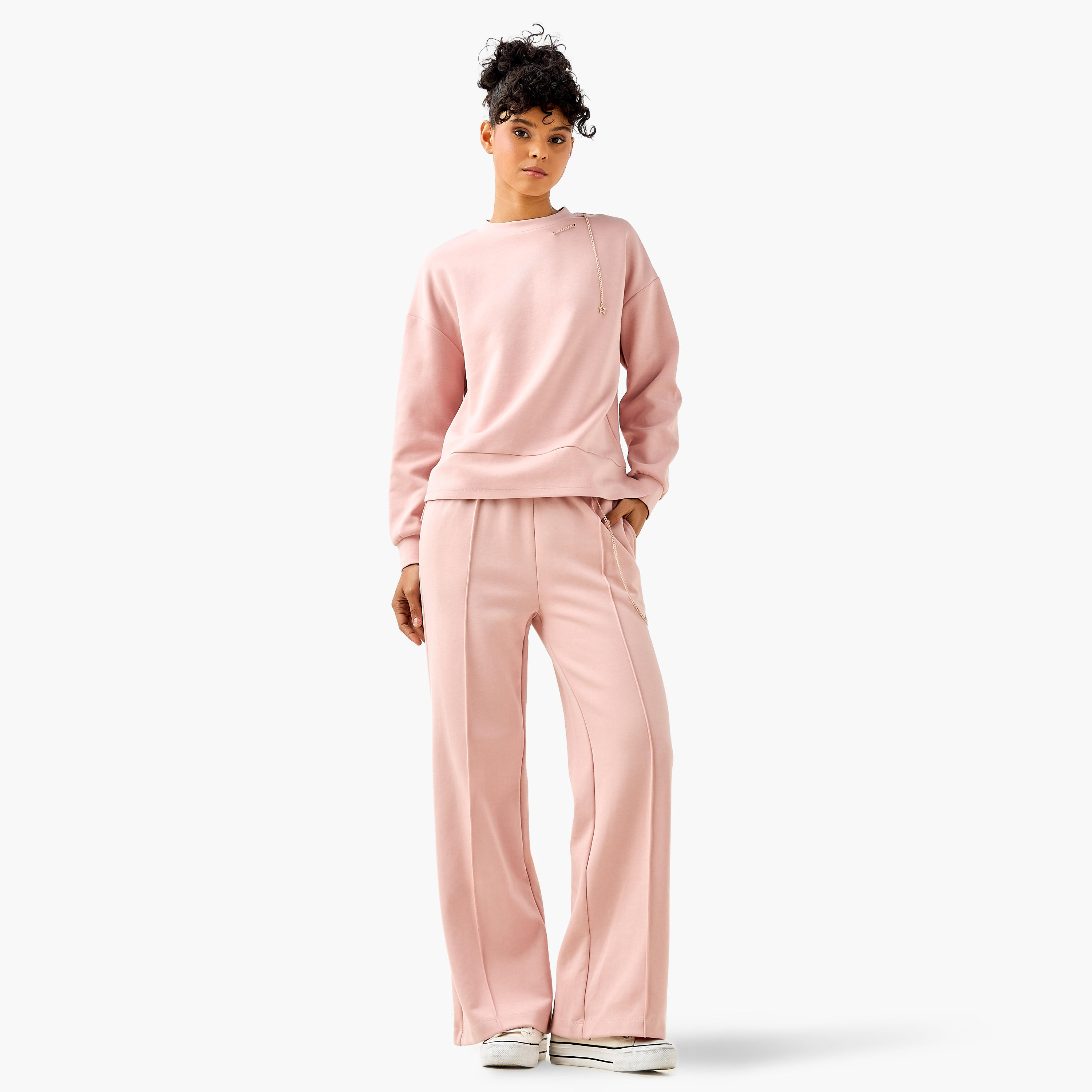 سويت شيرت بقصّة عادية وتفاصيل سلسلة-women-clothing-coordsets-image-4
