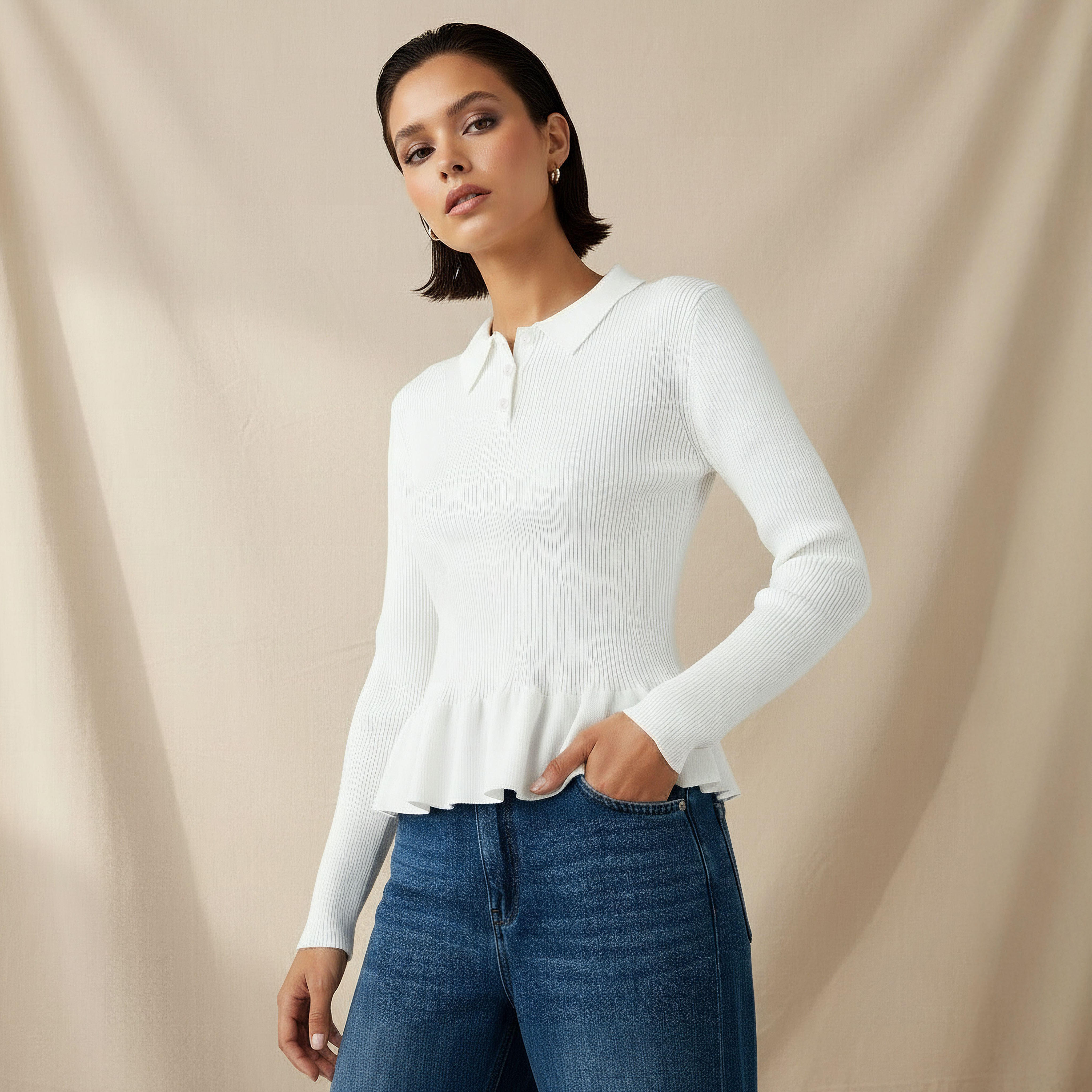 بلوزة بولو بقصّة عادية وتصميم مضلع مع قصة بيبلوم-women-clothing-tshirts-image-1